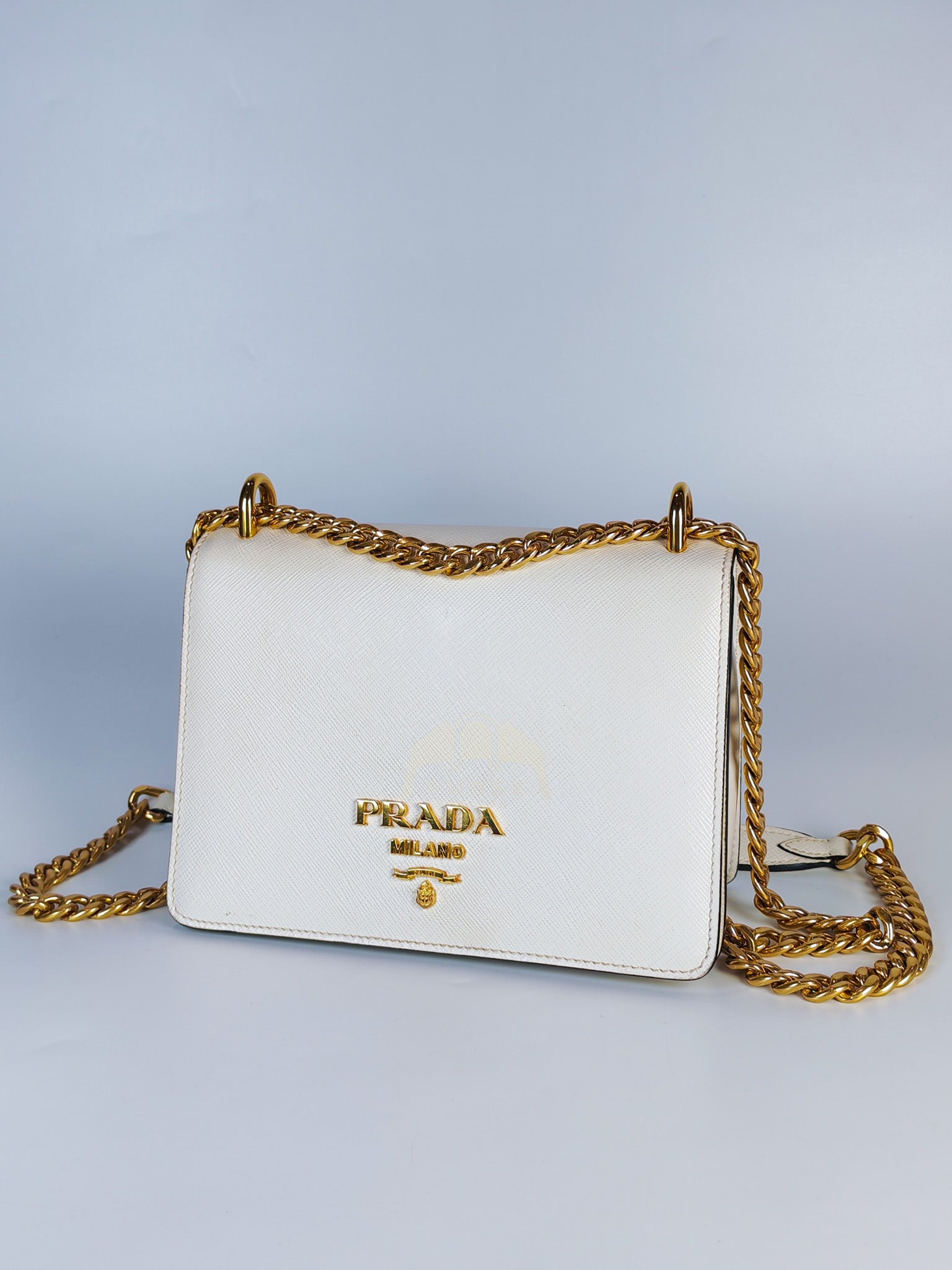 Pattina in Bianco Saffiano Leather Chain Shoulder Bag | Purse Maison Luxury Bags Shop