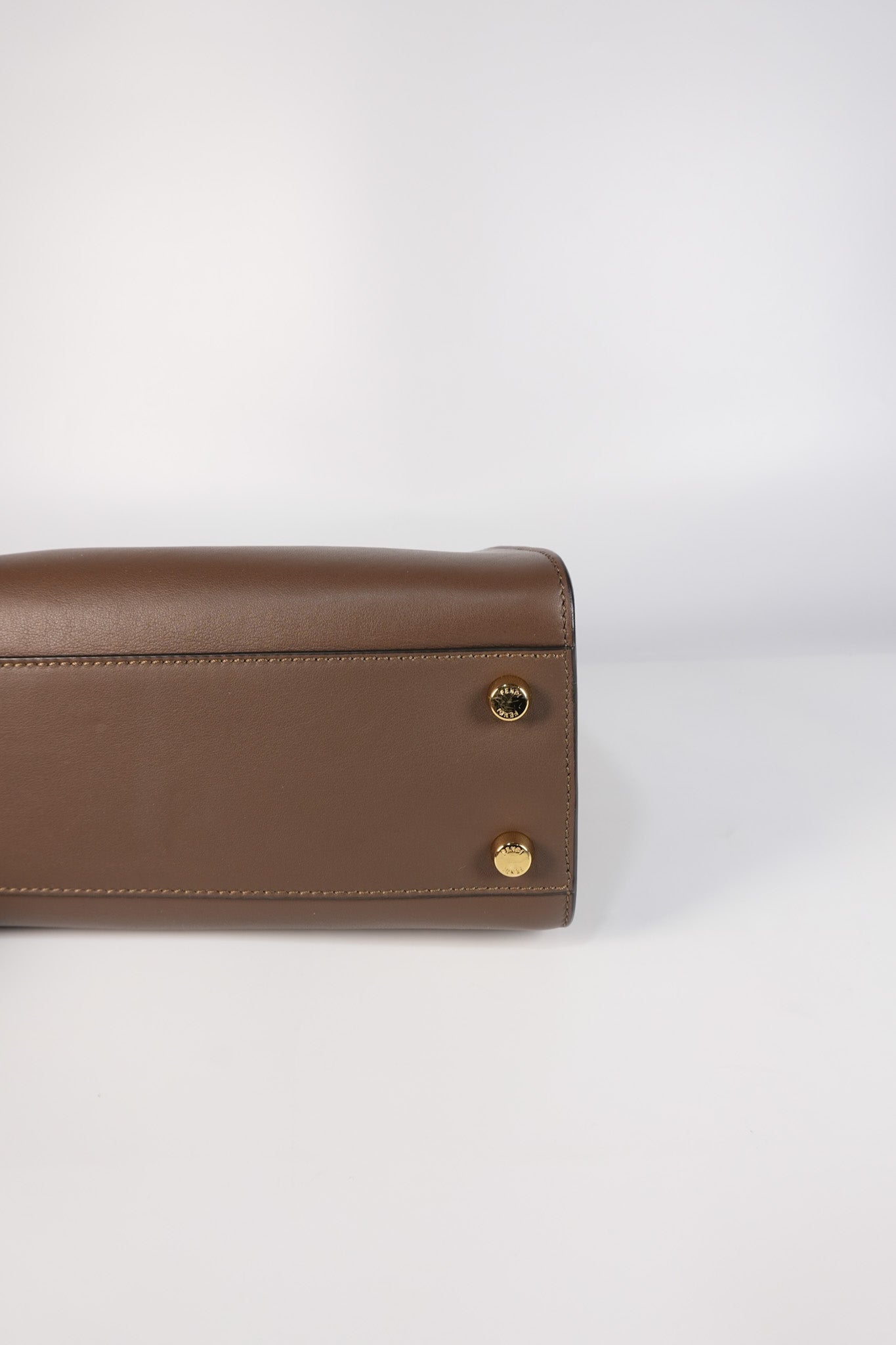 Peekaboo IseeU Small in Brown Calfskin Leather | Purse Maison Luxury Bags Shop