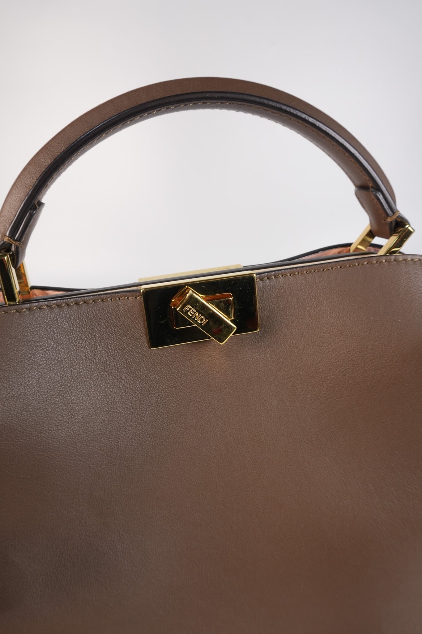 Peekaboo IseeU Small in Brown Calfskin Leather | Purse Maison Luxury Bags Shop