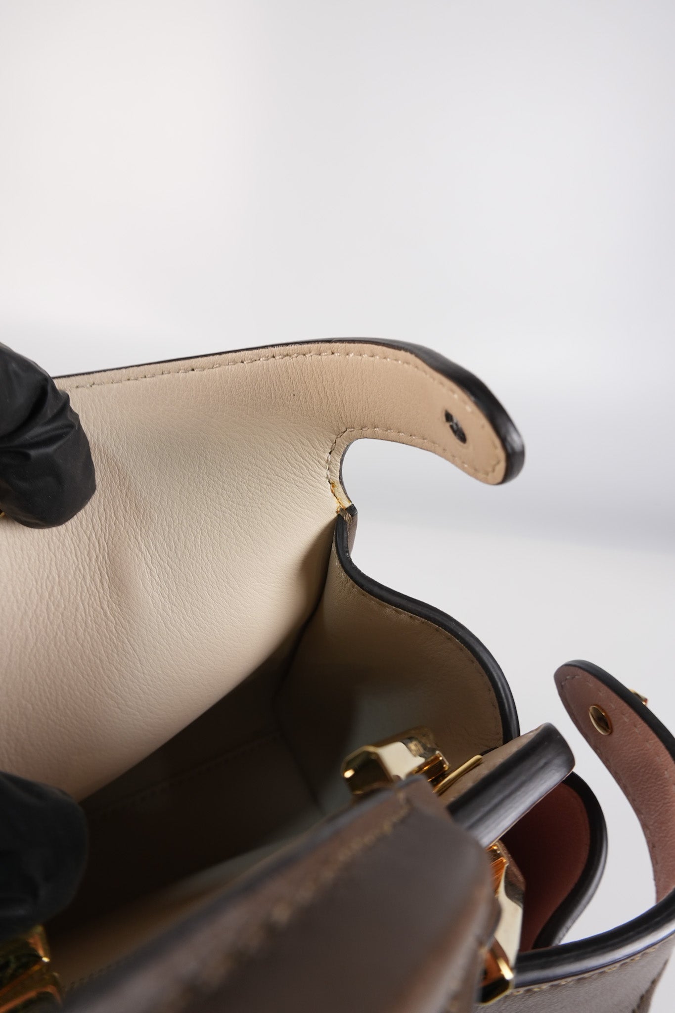 Peekaboo IseeU Small in Brown Calfskin Leather | Purse Maison Luxury Bags Shop