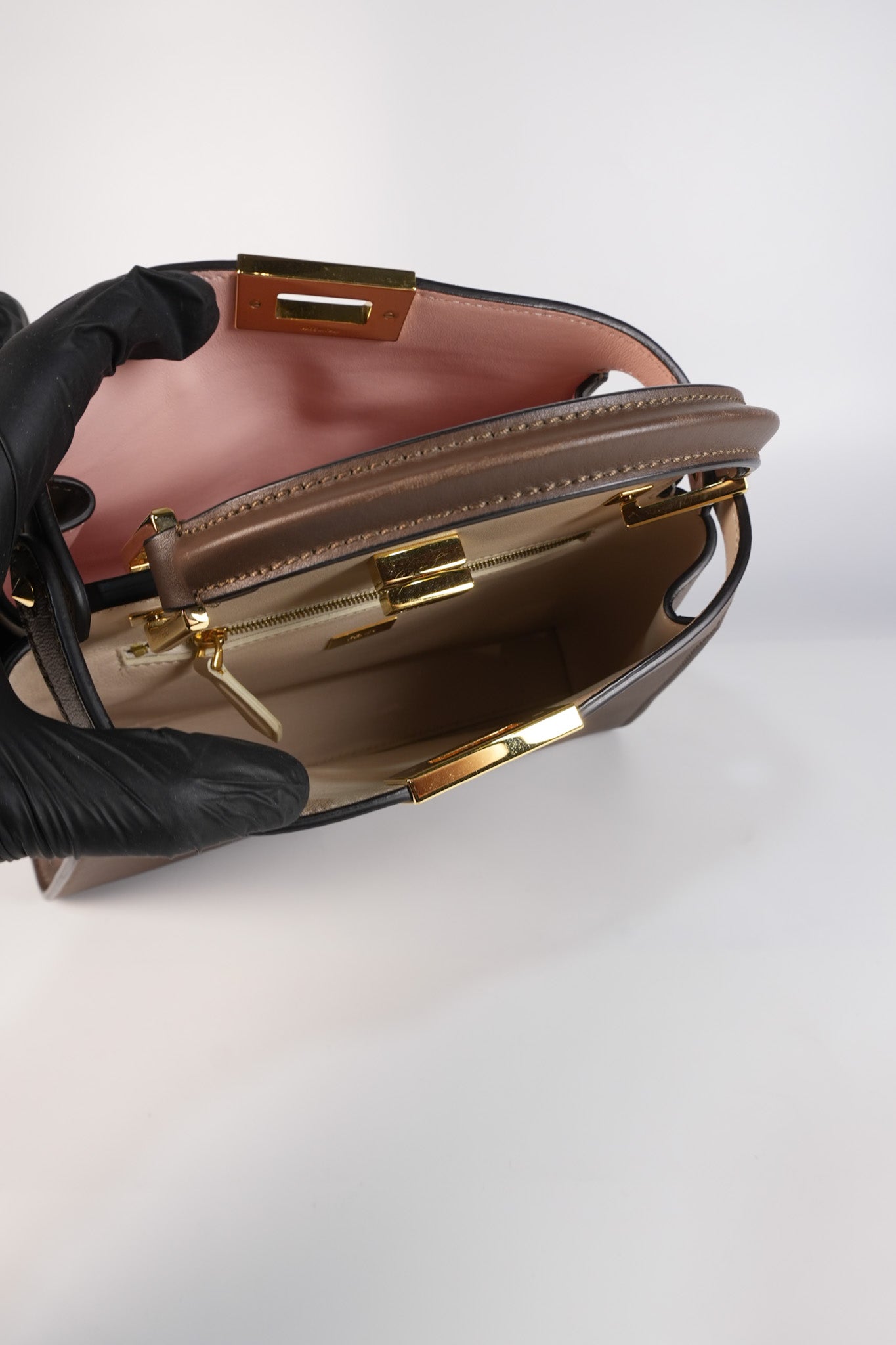 Peekaboo IseeU Small in Brown Calfskin Leather | Purse Maison Luxury Bags Shop