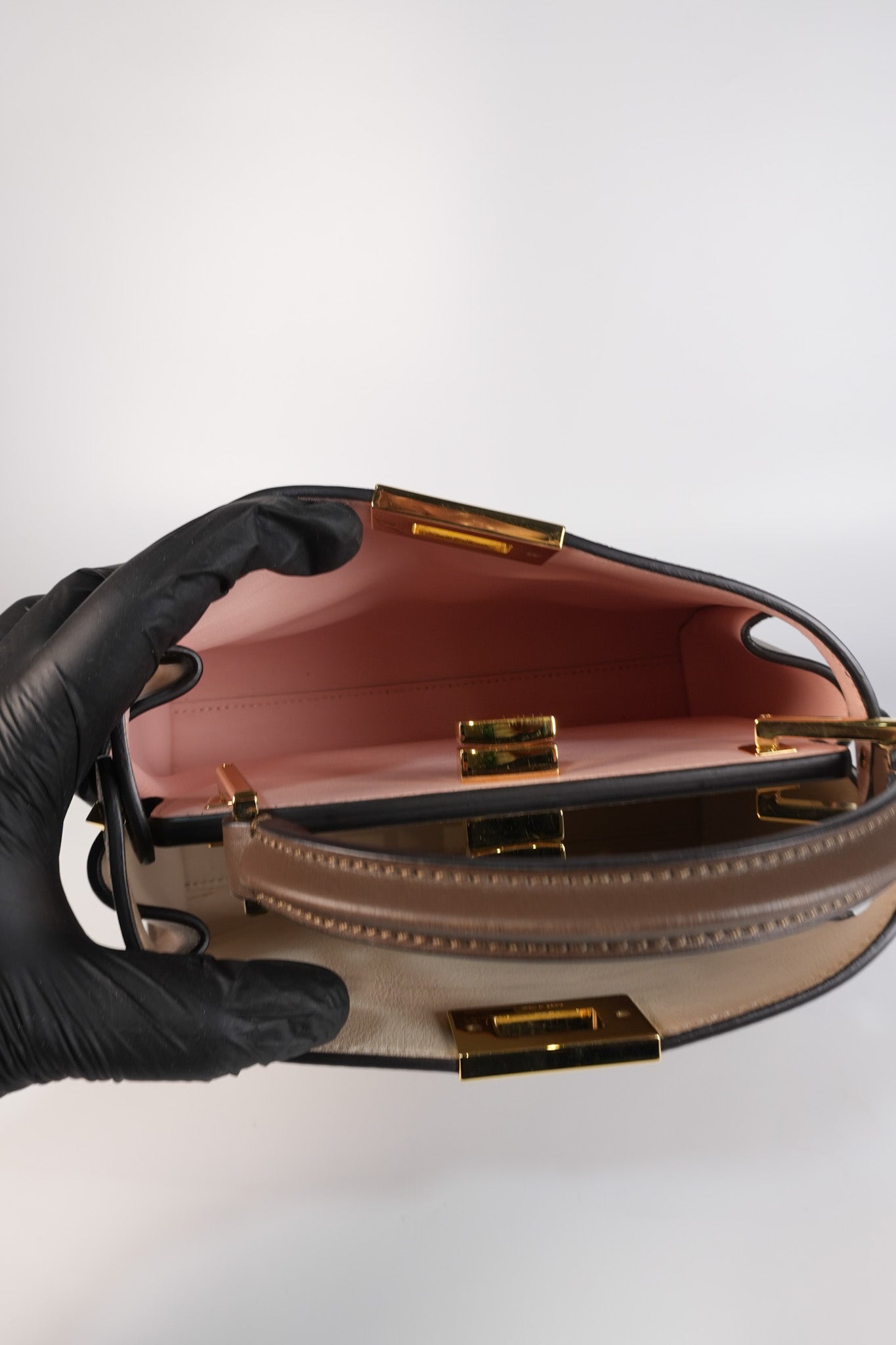 Peekaboo IseeU Small in Brown Calfskin Leather | Purse Maison Luxury Bags Shop