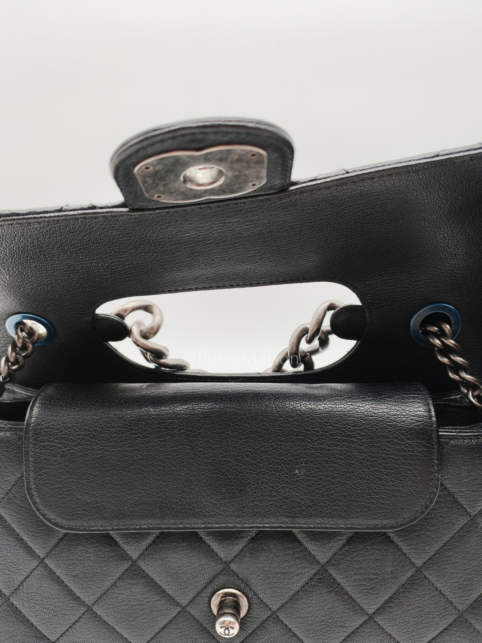 Perfect Edge Flap in Quilted Goatskin Leather and Ruthenium Hardware Series 21 | Purse Maison Luxury Bags Shop