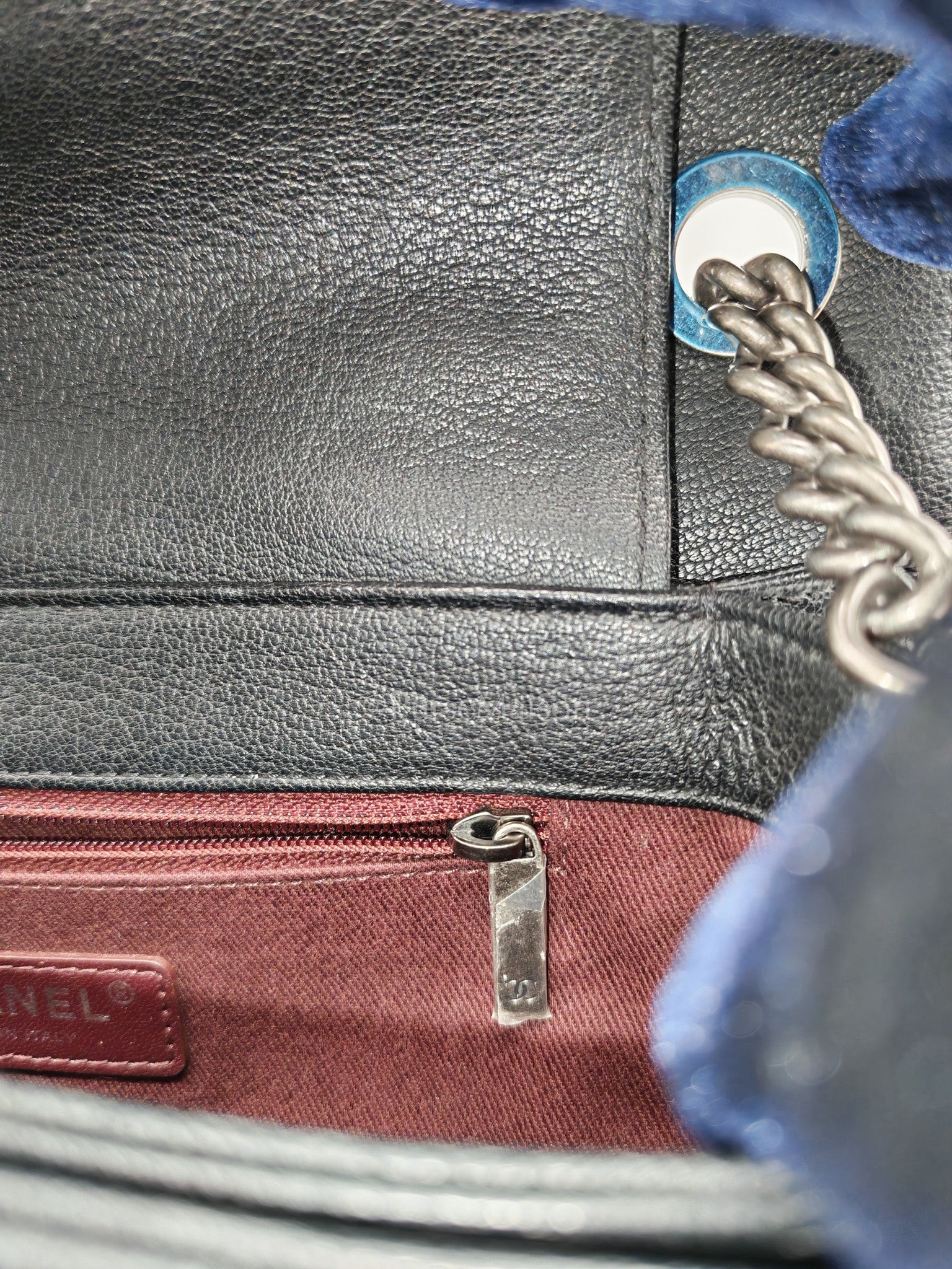 Perfect Edge Flap in Quilted Goatskin Leather and Ruthenium Hardware Series 21 | Purse Maison Luxury Bags Shop