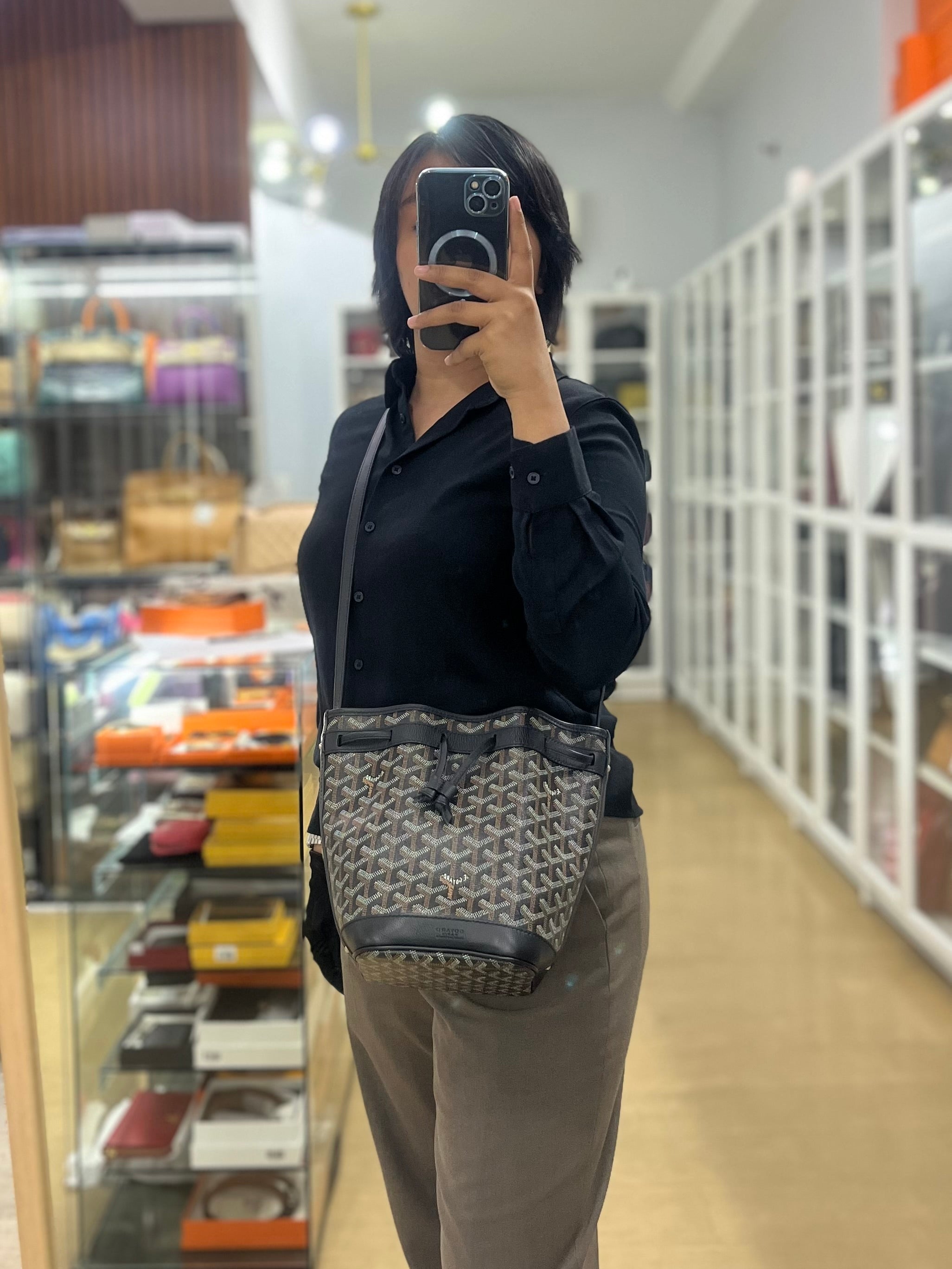 Petit Flot Bucket Sling Bag Small in Black | Purse Maison Luxury Bags Shop