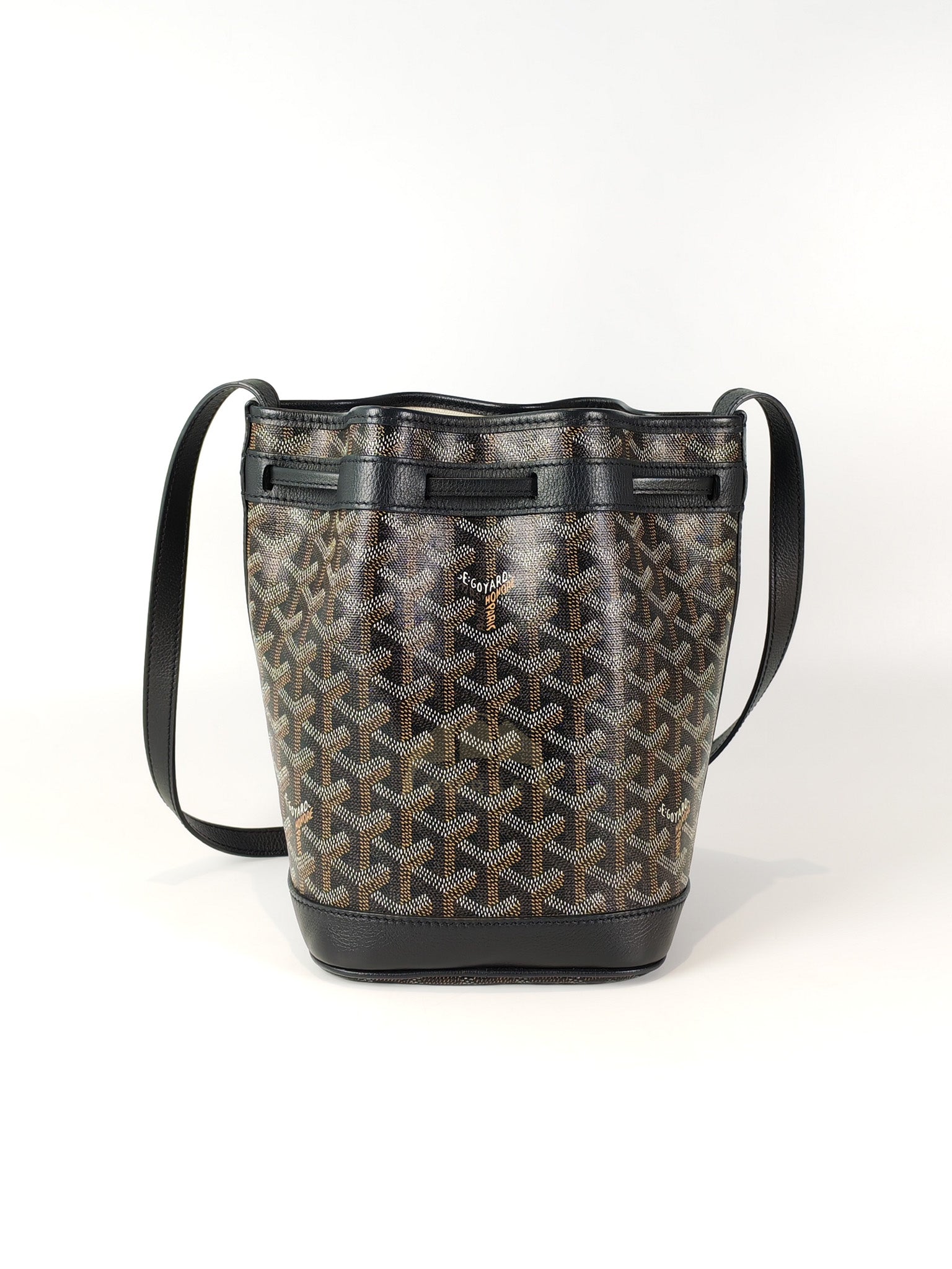 Petit Flot Bucket Sling Bag PM in Black Goyardine Canvas | Purse Maison Luxury Bags Shop