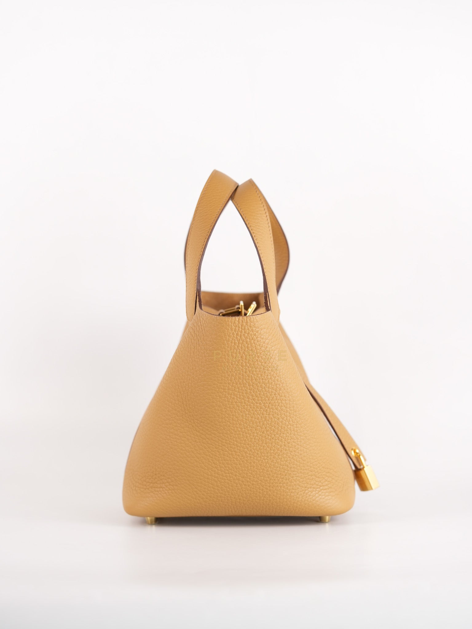 Picotin 18 Biscuit in Clemence Taurillon Leather and Gold Hardware Stamp K (2025) | Purse Maison Luxury Bags Shop