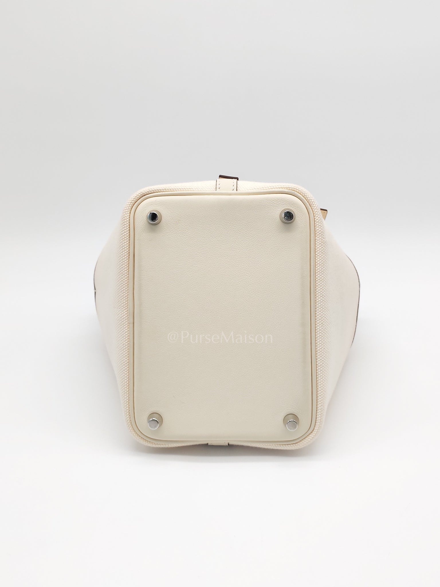 Picotin 18 Cargo in Nata Canvas and Palladium Hardware Stamp W (2024) | Purse Maison Luxury Bags Shop