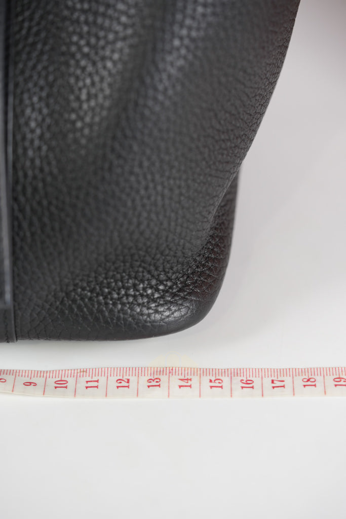 Picotin 18 in Black Clemence Leather and Gold Hardware Stamp Y (2020) | Purse Maison Luxury Bags Shop