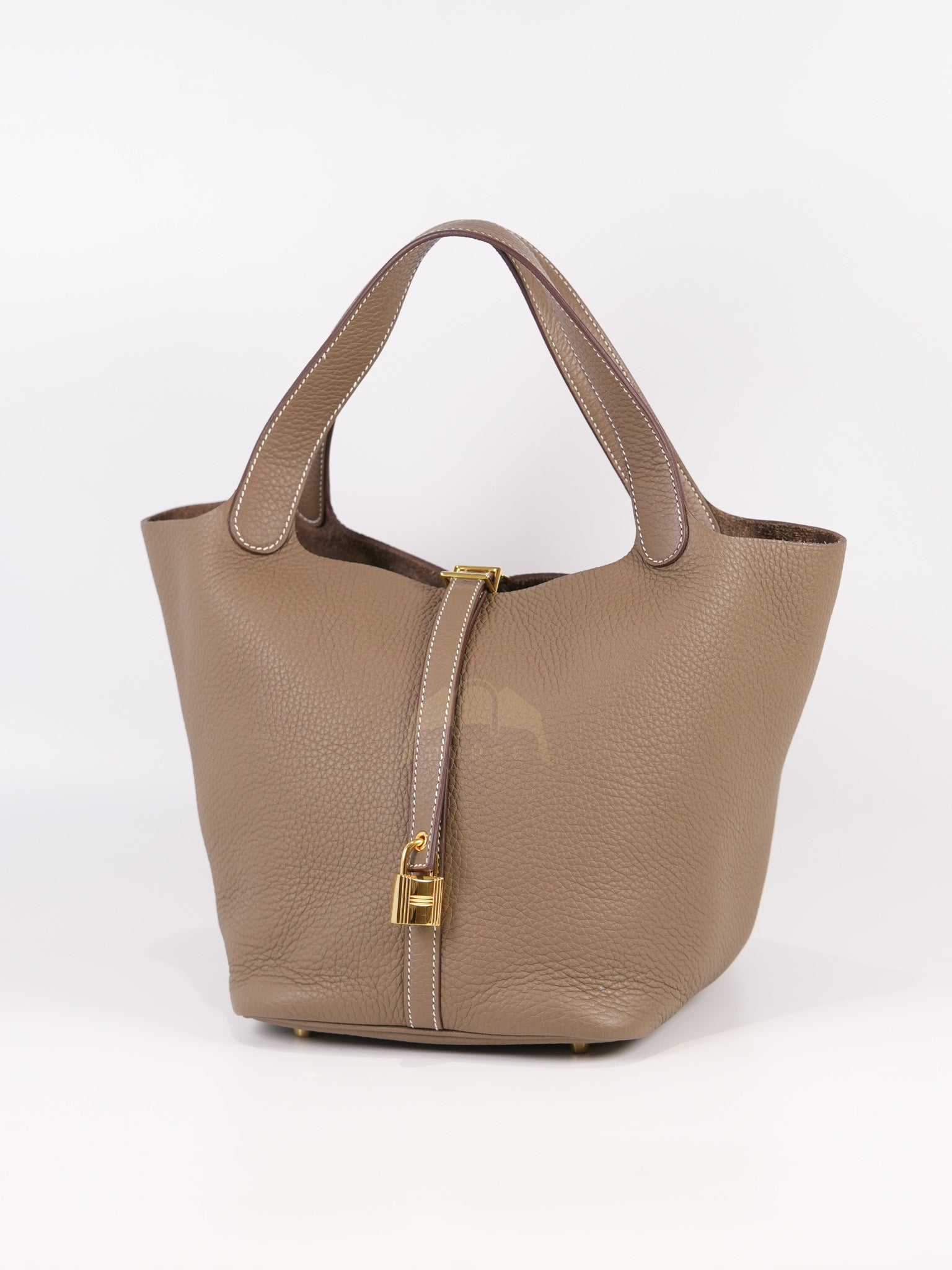 Picotin 22 in Etoupe Clemence Leather Gold Hardware Stamp W(2024) | Purse Maison Luxury Bags Shop