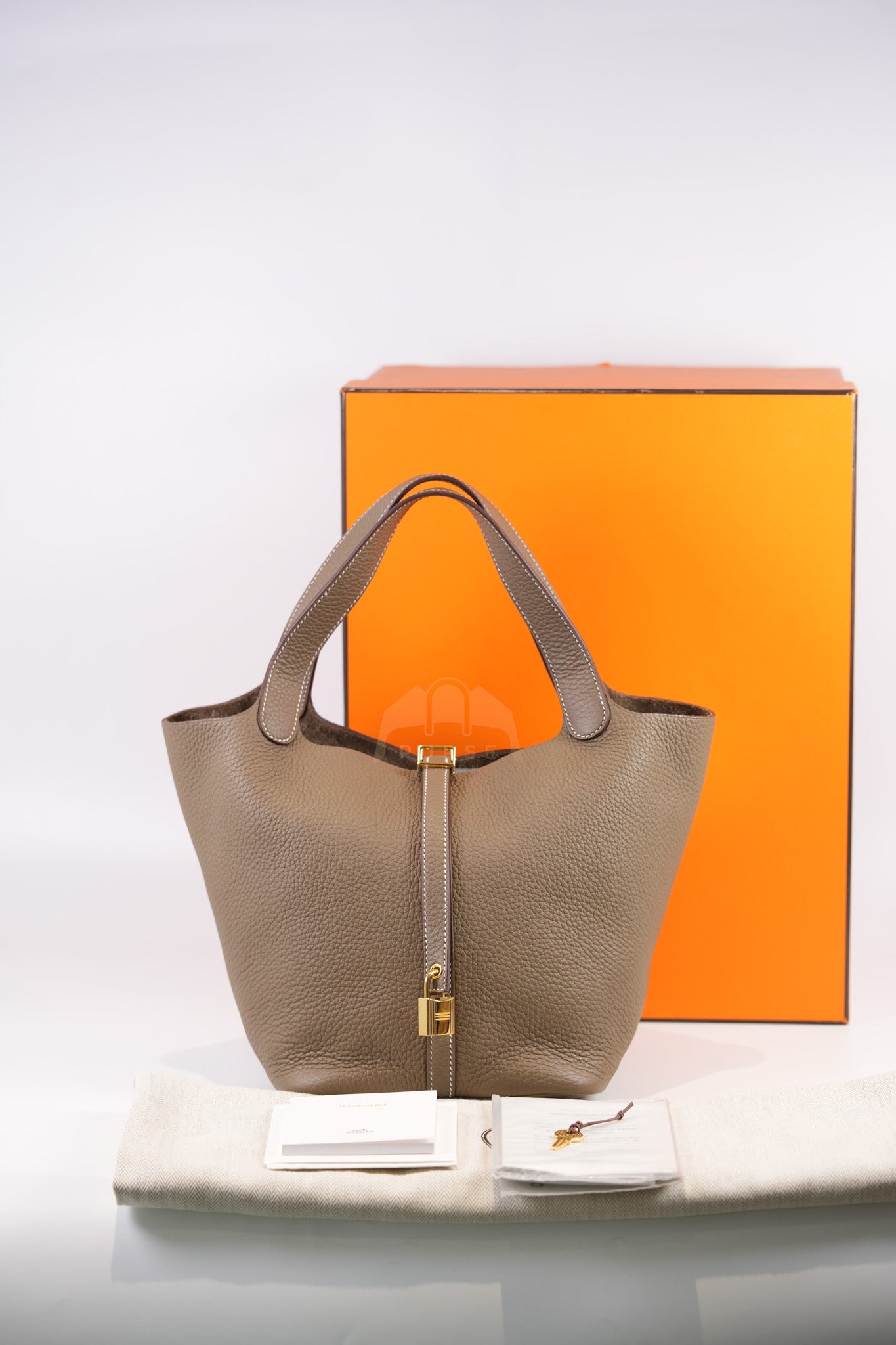 Picotin 22 in Etoupe Clemence Leather Gold Hardware Stamp W(2024) | Purse Maison Luxury Bags Shop