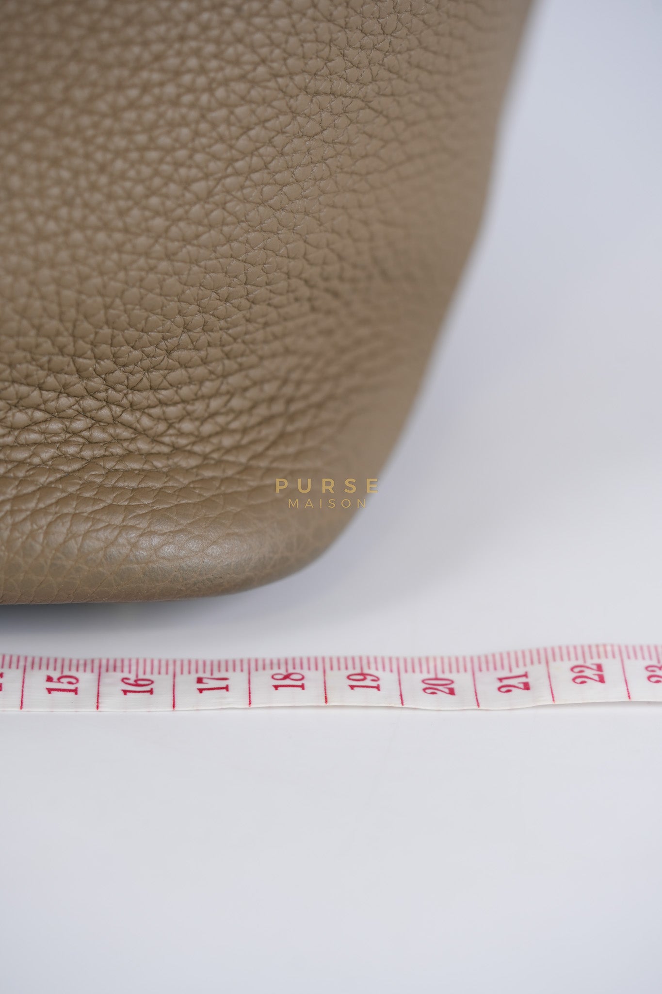 Picotin 22 in Etoupe Clemence Leather & Gold Hardware Stamp Z(2021) | Purse Maison Luxury Bags Shop