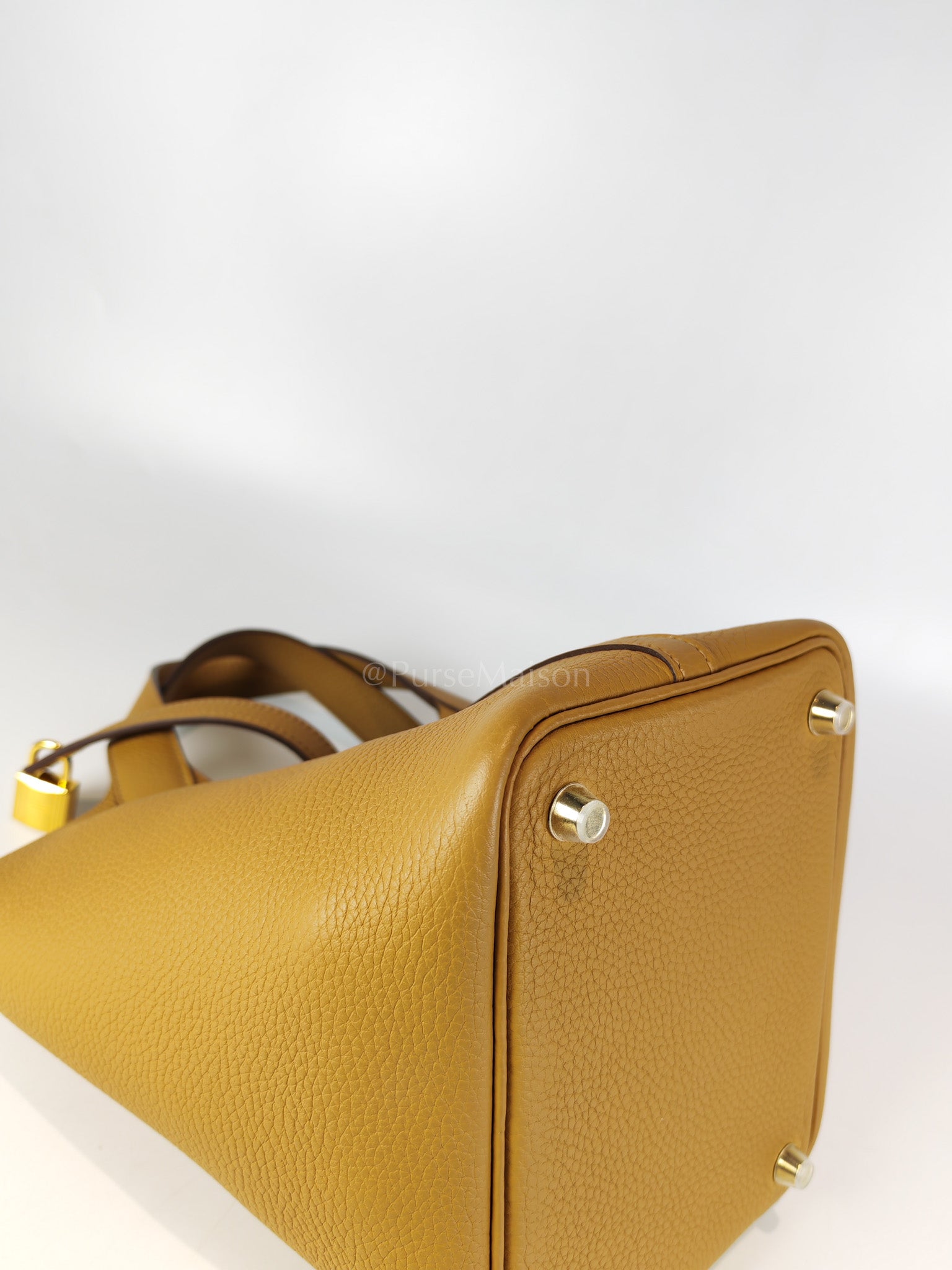 Picotin Lock 18 in Biscuit Clemence Leather Gold Hardware Stamp U(2022) | Purse Maison Luxury Bags Shop