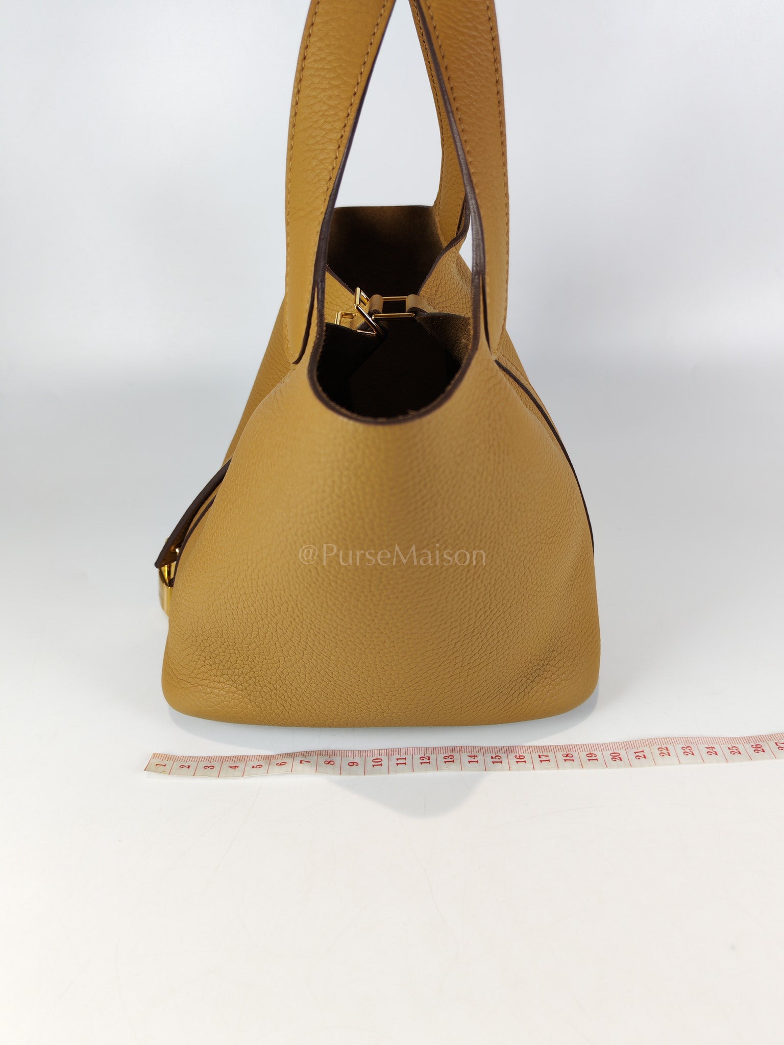 Picotin Lock 18 in Biscuit Clemence Leather Gold Hardware Stamp U(2022) | Purse Maison Luxury Bags Shop