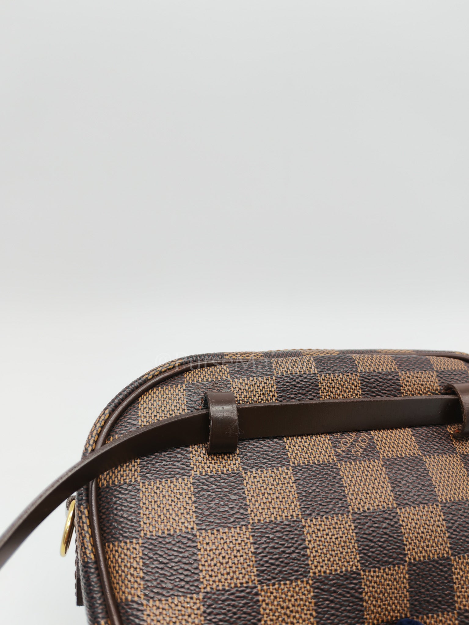 Pochette Ipanema in Damier Ebene Canvas and Gold Hardware (Datecode: FL0063) | Purse Maison Luxury Bags Shop