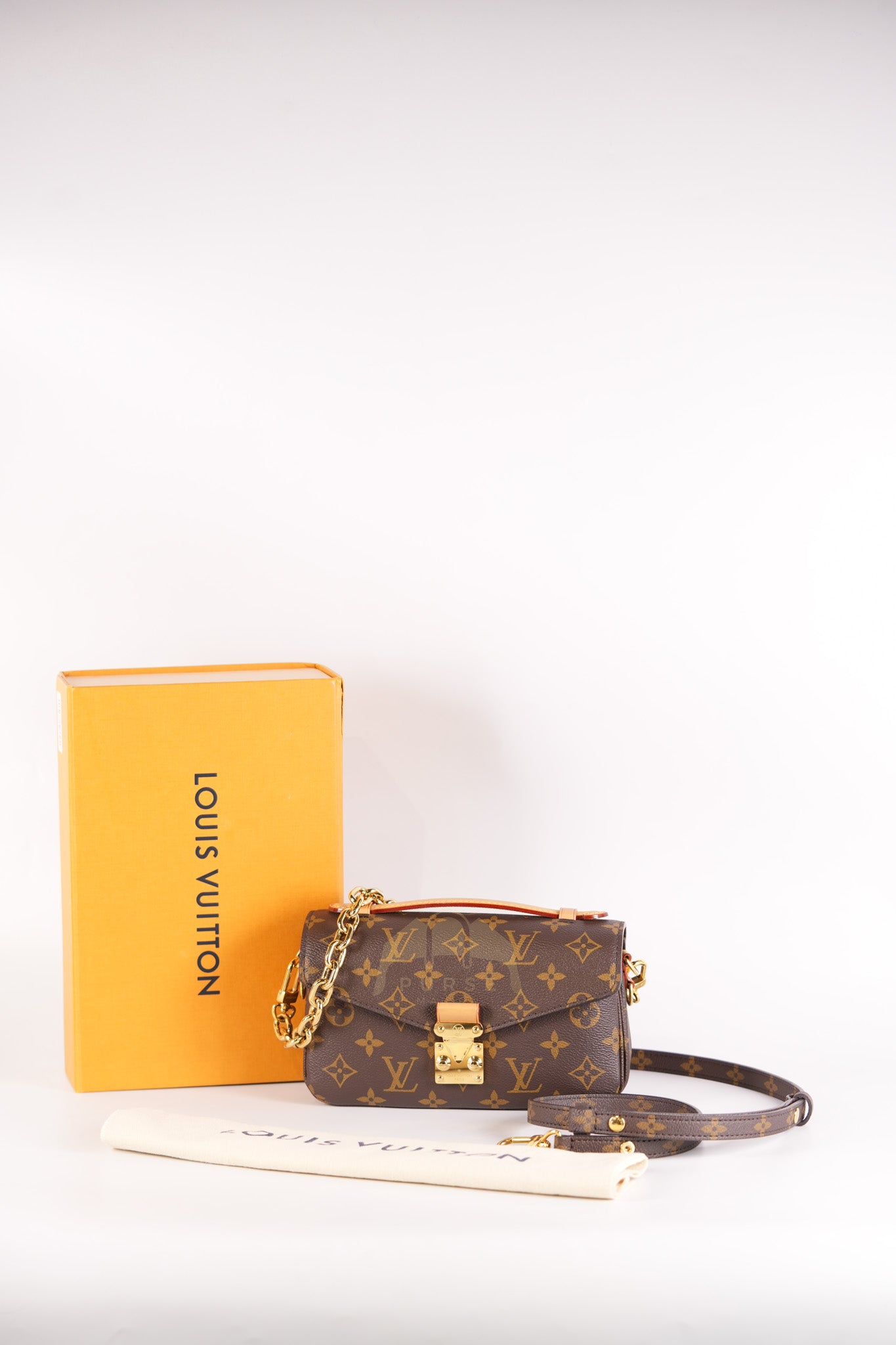 Pochette Metis East West in Monogram Canvas & Gold Hardware Microchip | Purse Maison Luxury Bags Shop