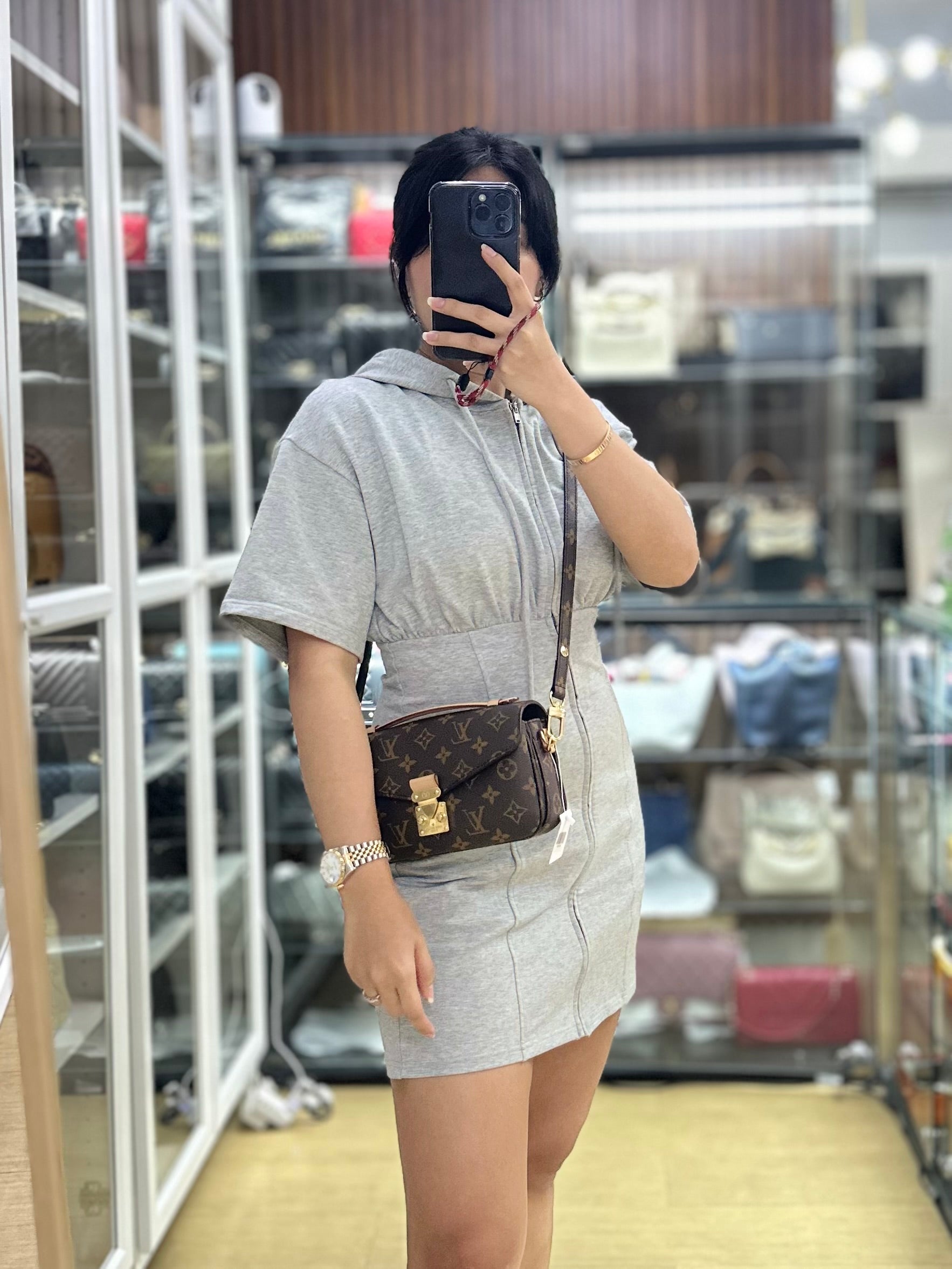 Metis East West in Monogram Canvas (Microchip) | Purse Maison Luxury Bags Shop