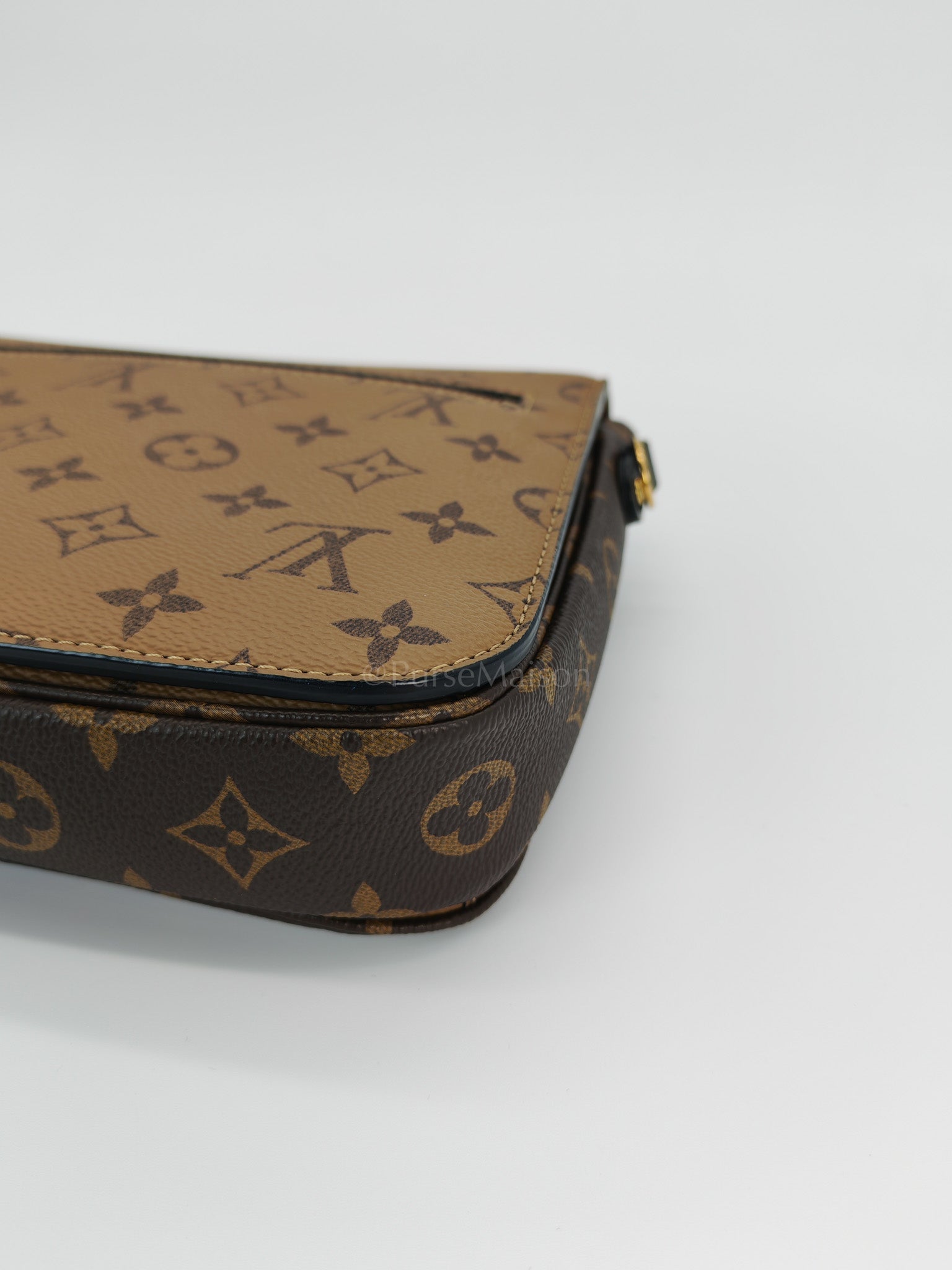 Pochette Metis in Reverse Monogram Canvas (Date Code: FO5129) | Purse Maison Luxury Bags Shop