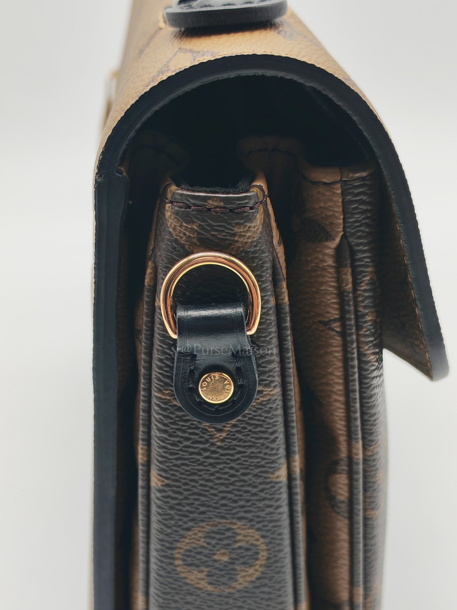 Pochette Metis in Reverse Monogram Canvas & Gold Hardware Microchip | Purse Maison Luxury Bags Shop