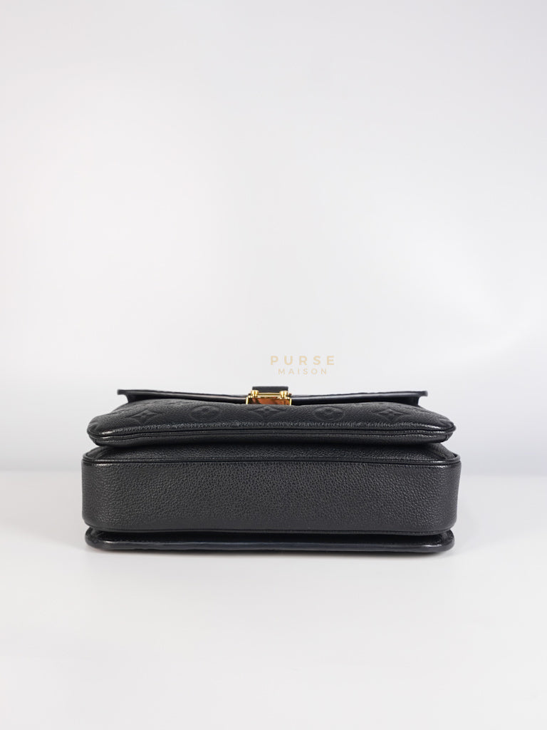 Pochette Metis MM in Black Empreinte Leather (Microchip) | Purse Maison Luxury Bags Shop