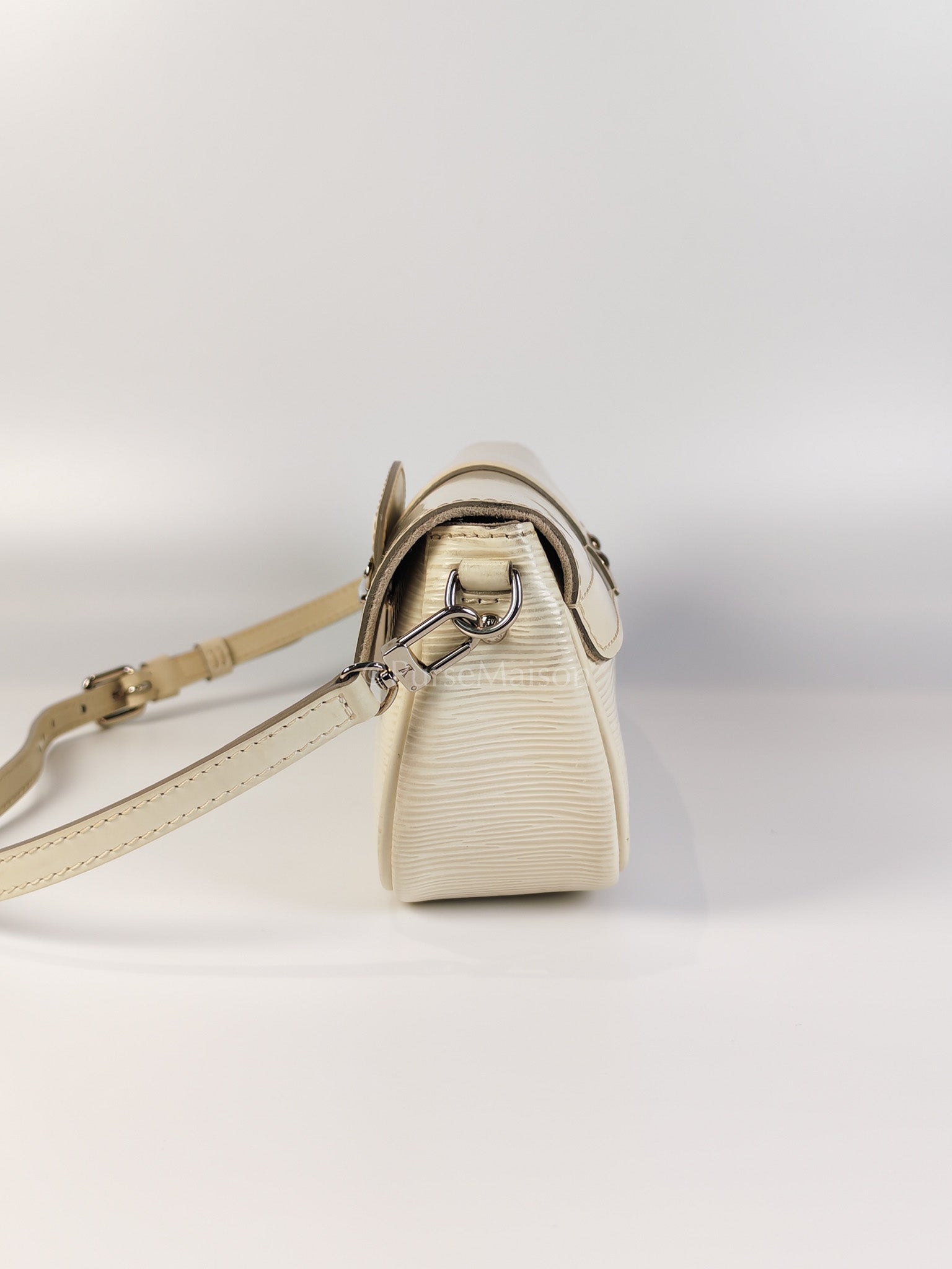 Pochette Montaigne In Cream Epi Leather Clutch Shoulder Bag (Date Code: TJ1170) | Purse Maison Luxury Bags Shop