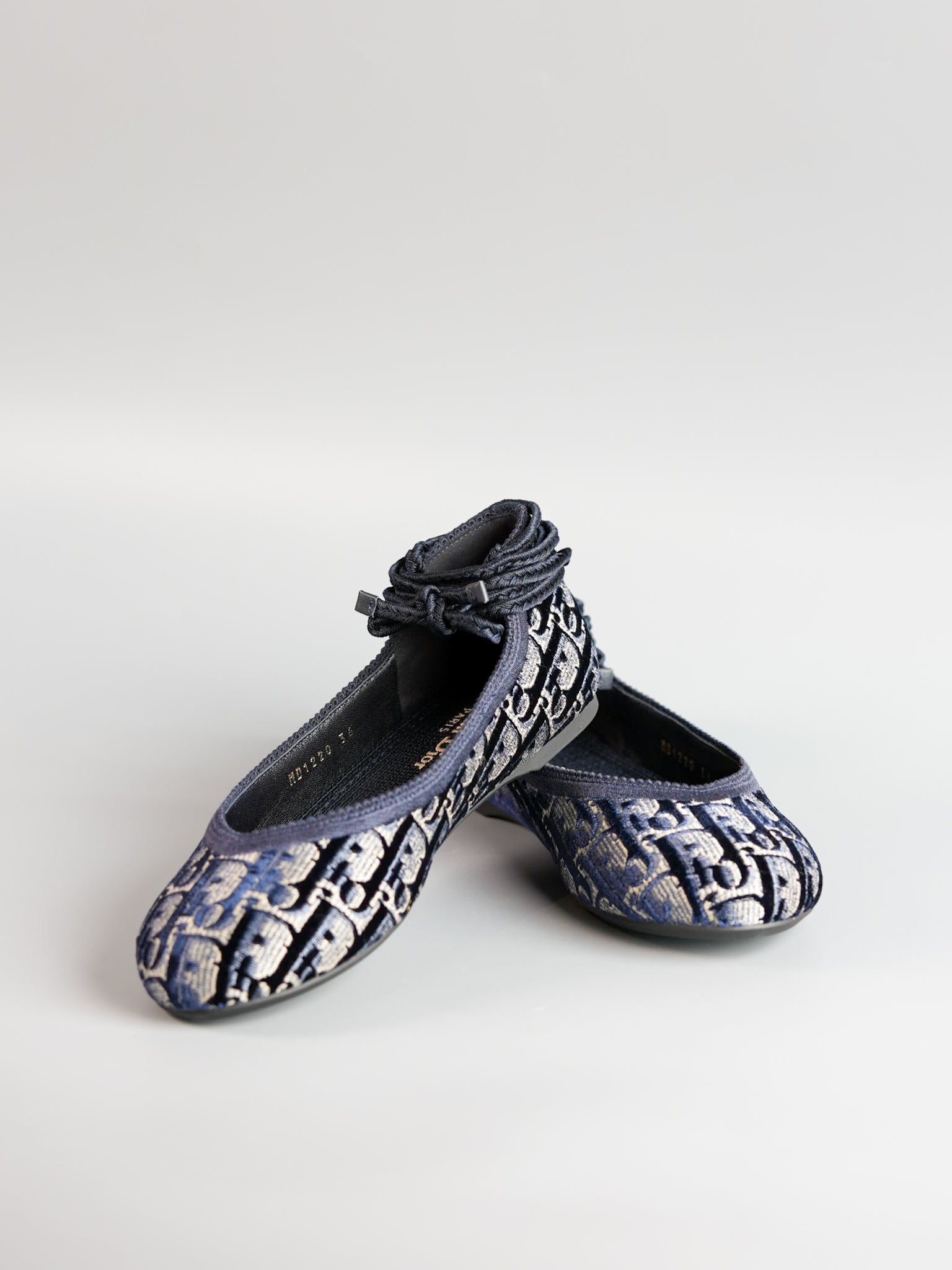 Poeme Laced Ballerina Flats in Deep Blue Size 36 (24 cm) | Purse Maison Luxury Bags Shop