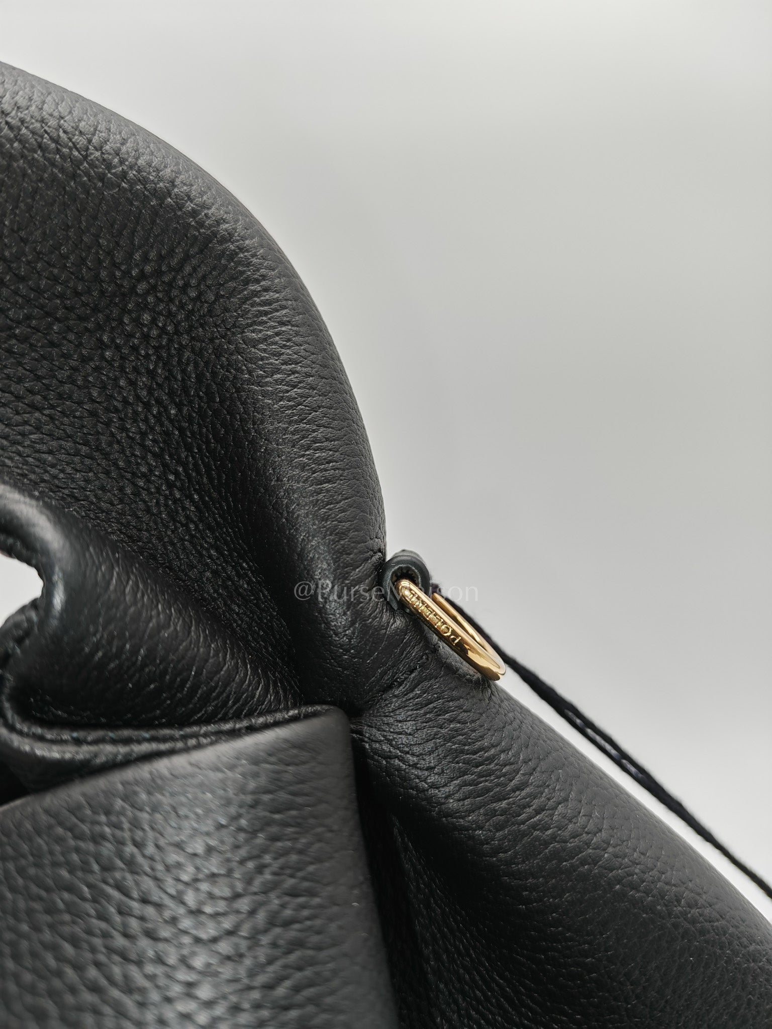 Neuf in Black Graine Leather Shoulder Bag