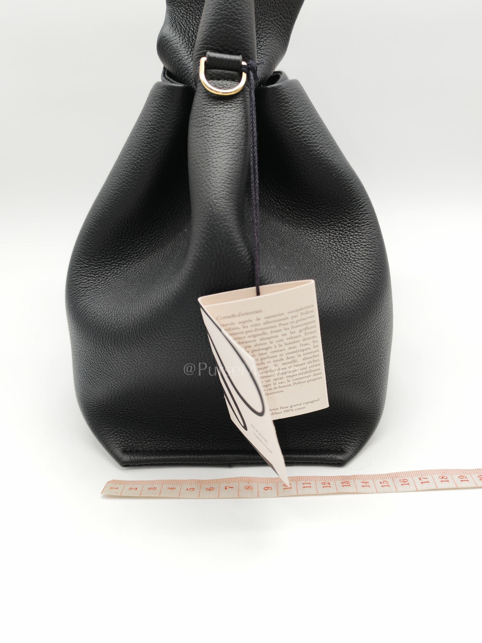 Neuf in Black Graine Leather Shoulder Bag