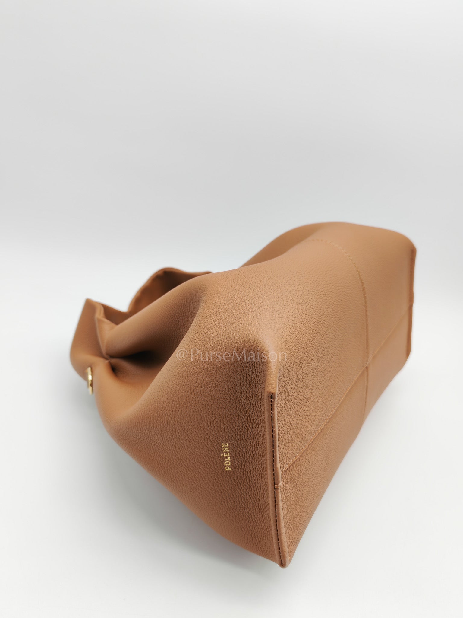 Numero Neuf in Camel Graine Leather