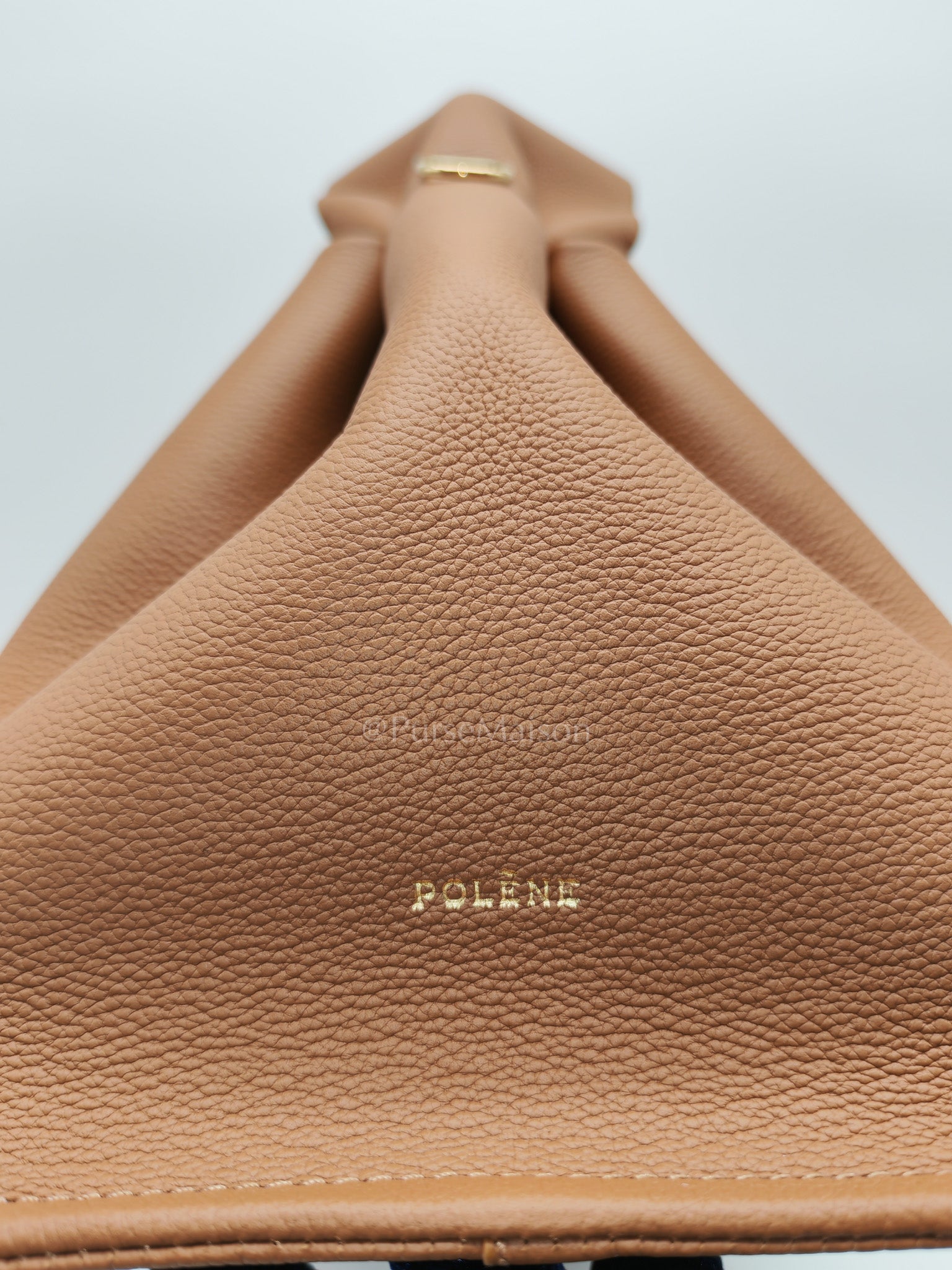 Numero Neuf in Camel Graine Leather