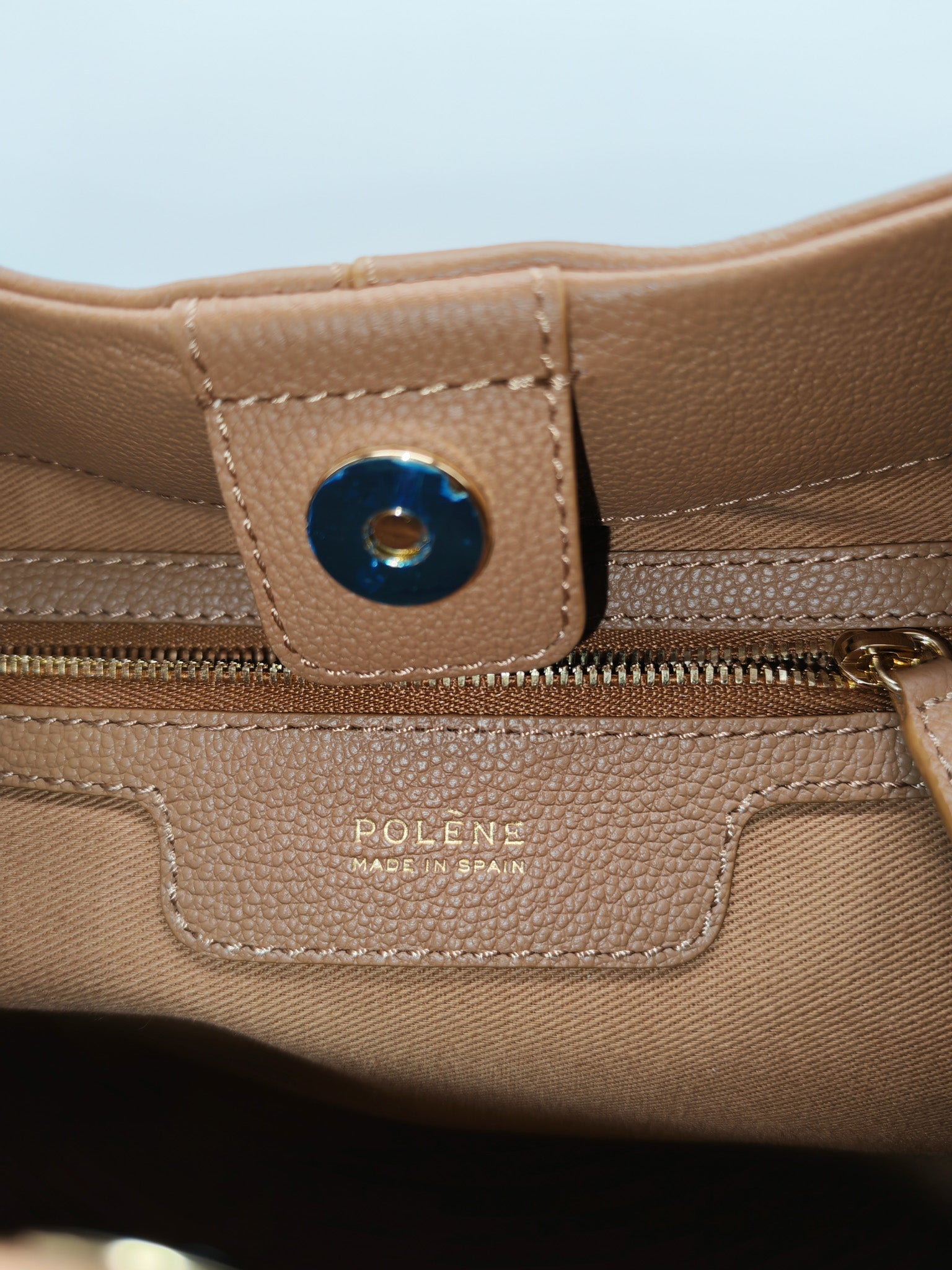 Numero Neuf in Camel Graine Leather