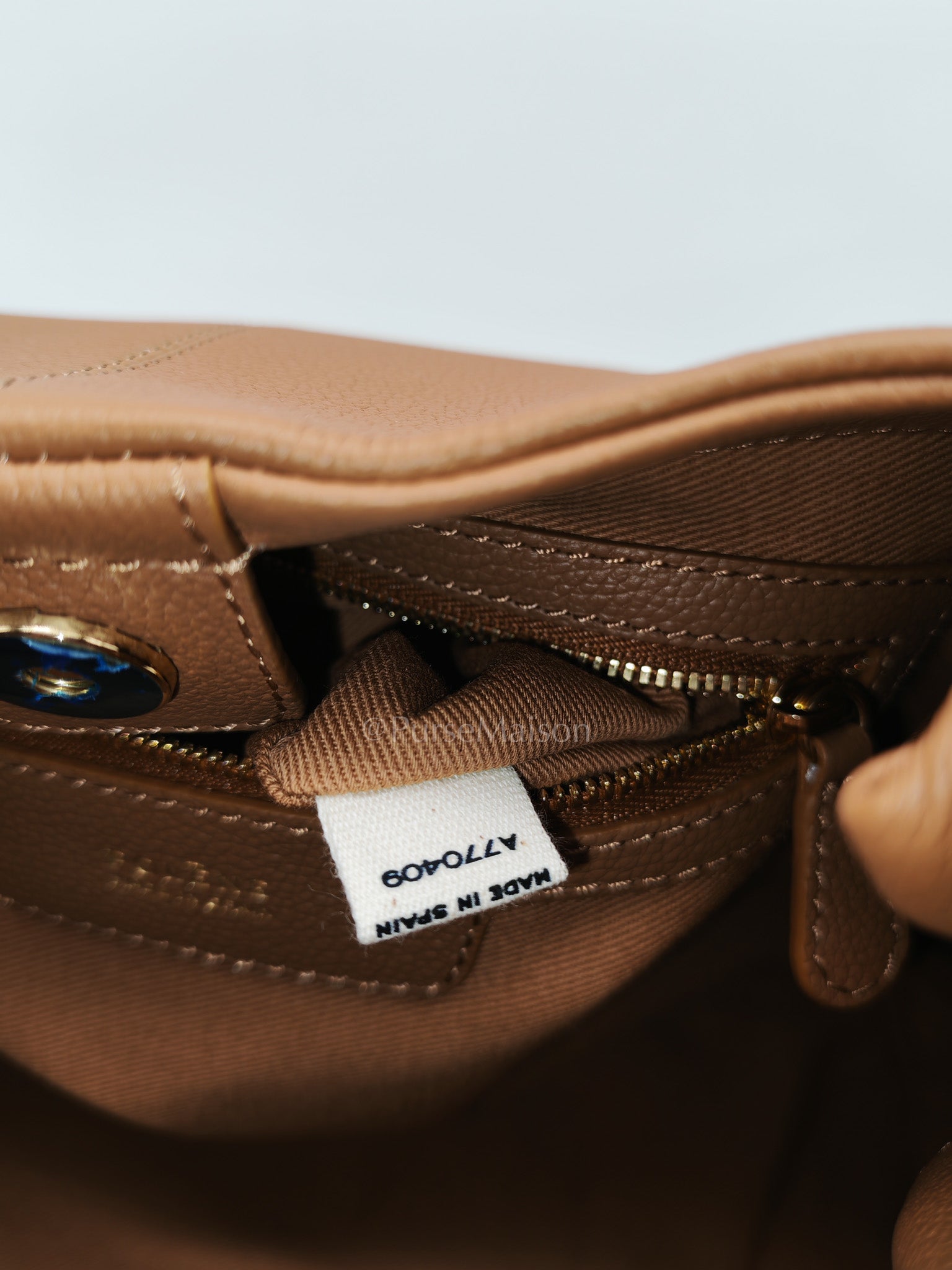 Numero Neuf in Camel Graine Leather