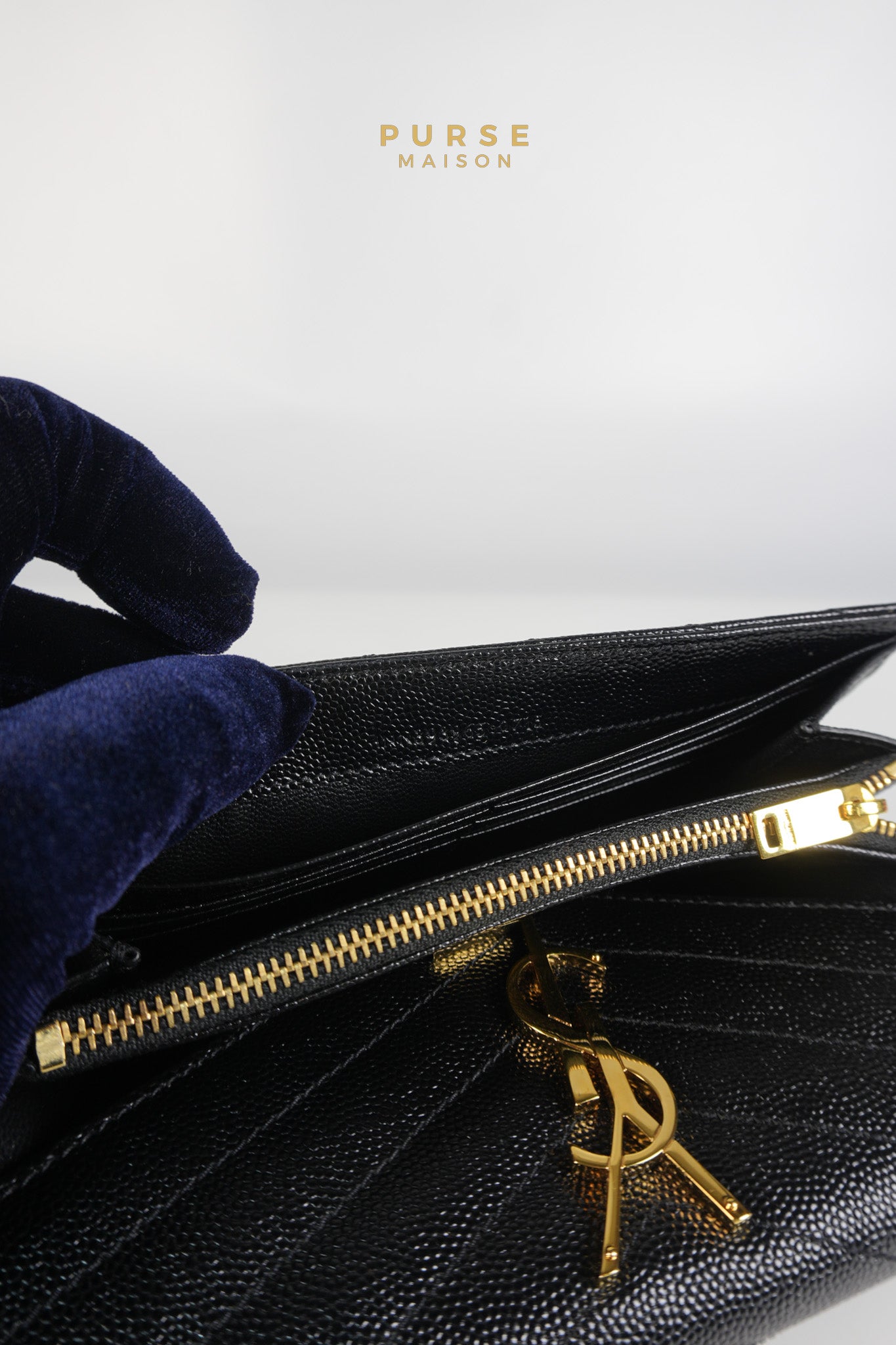 Portefeuille Wallet with Chain in Black Grain De Poudre Leather Gold Hardware | Purse Maison Luxury Bags Shop