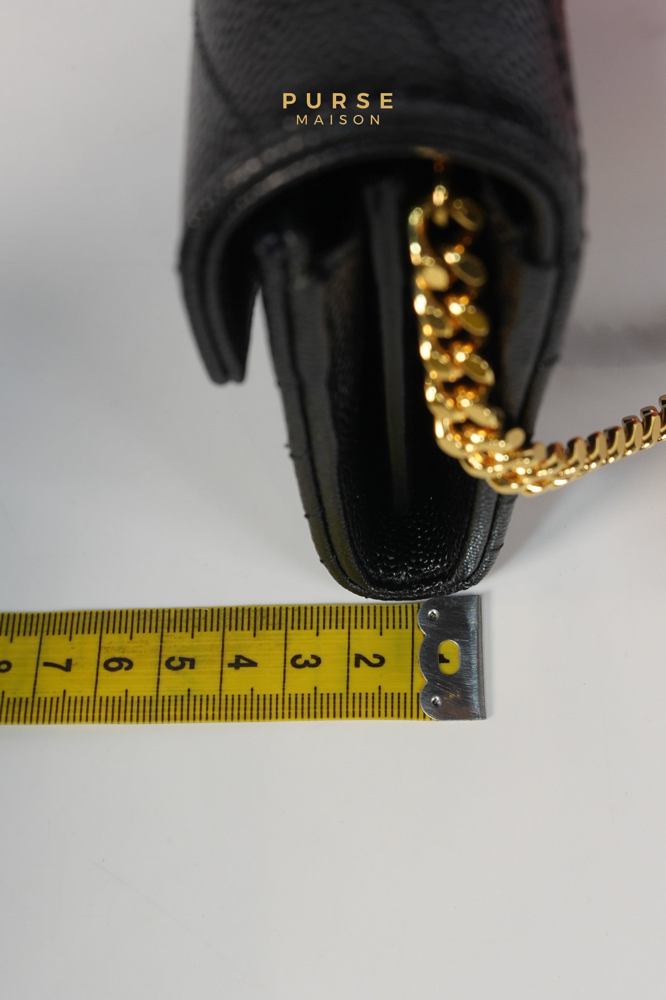 Portefeuille Wallet with Chain in Black Grain De Poudre Leather Gold Hardware | Purse Maison Luxury Bags Shop