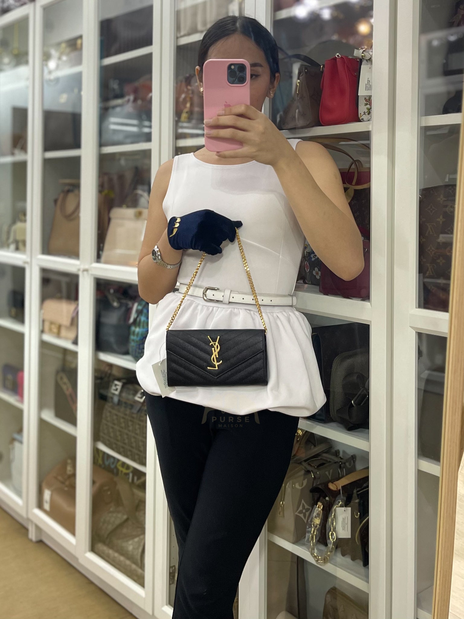 Portefeuille Wallet with Chain in Black Grain De Poudre Leather Gold Hardware | Purse Maison Luxury Bags Shop