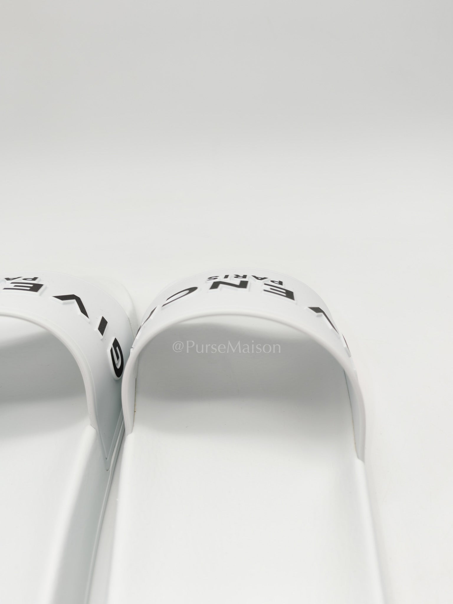White Rubber Givenchy Pool Slides Size 42 EU (28.5 cm)