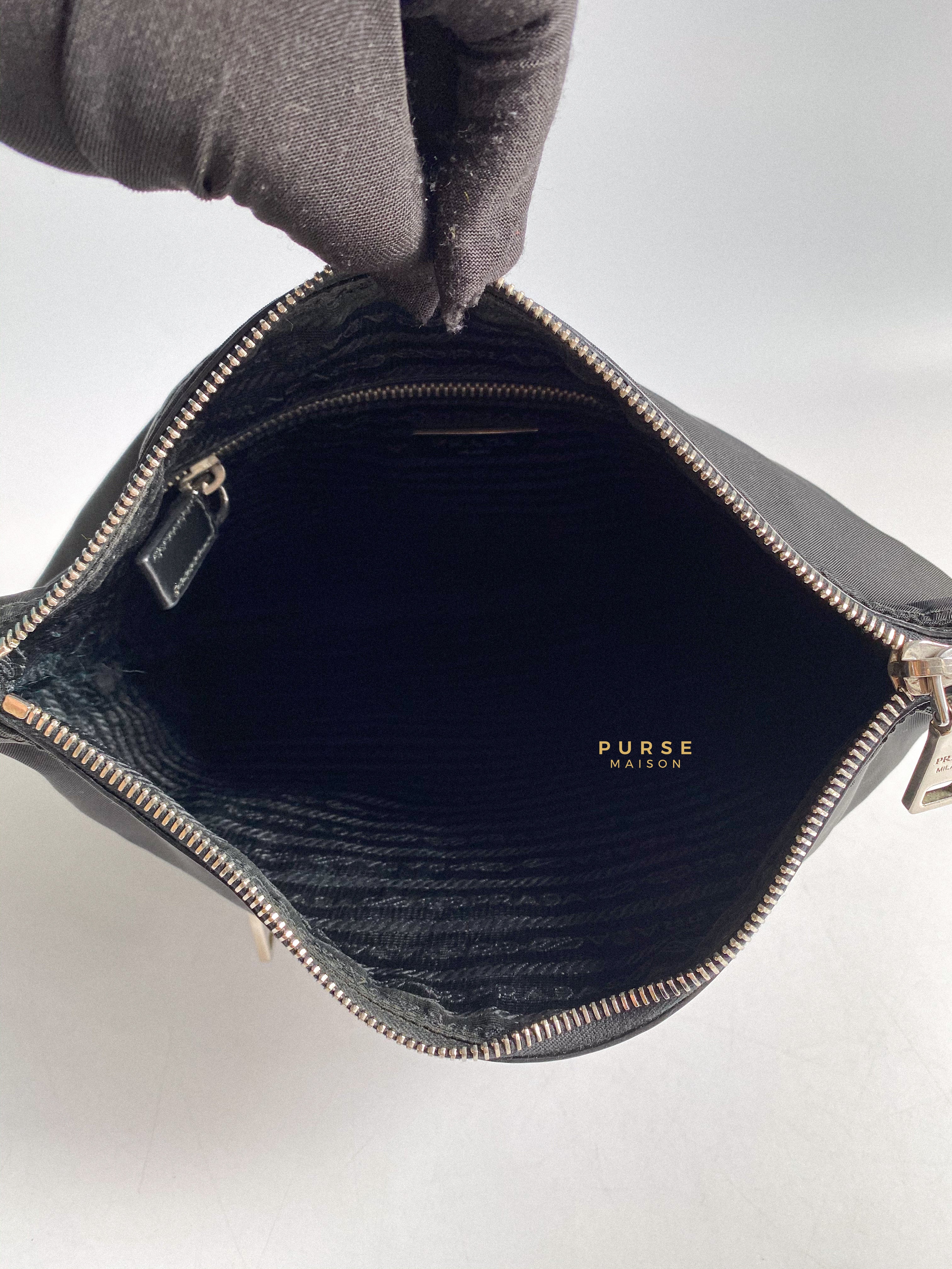 Prada BT0715 Tessuto Nylon Messenger Crossbody Bag Nero | Purse Maison Luxury Bags Shop