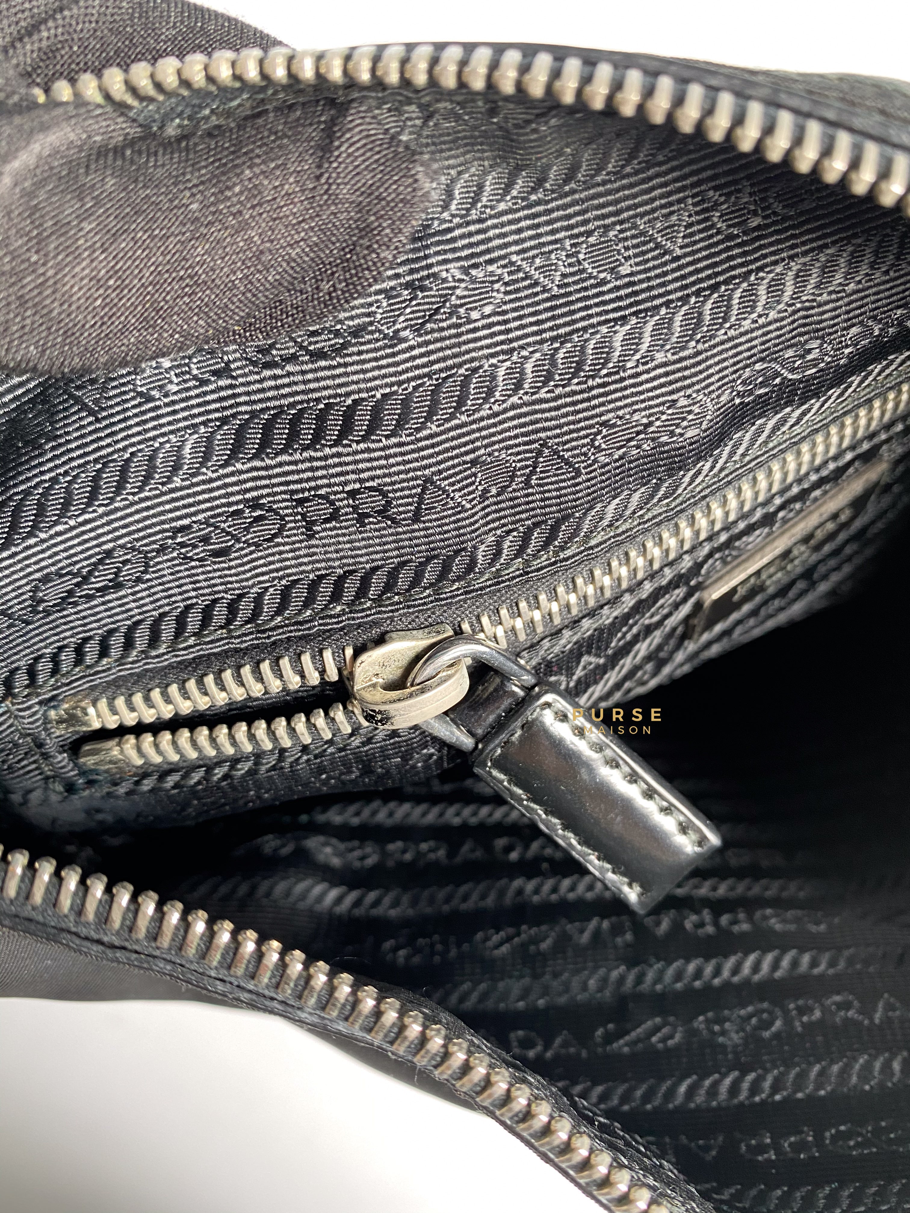 Prada BT0715 Tessuto Nylon Messenger Crossbody Bag Nero | Purse Maison Luxury Bags Shop