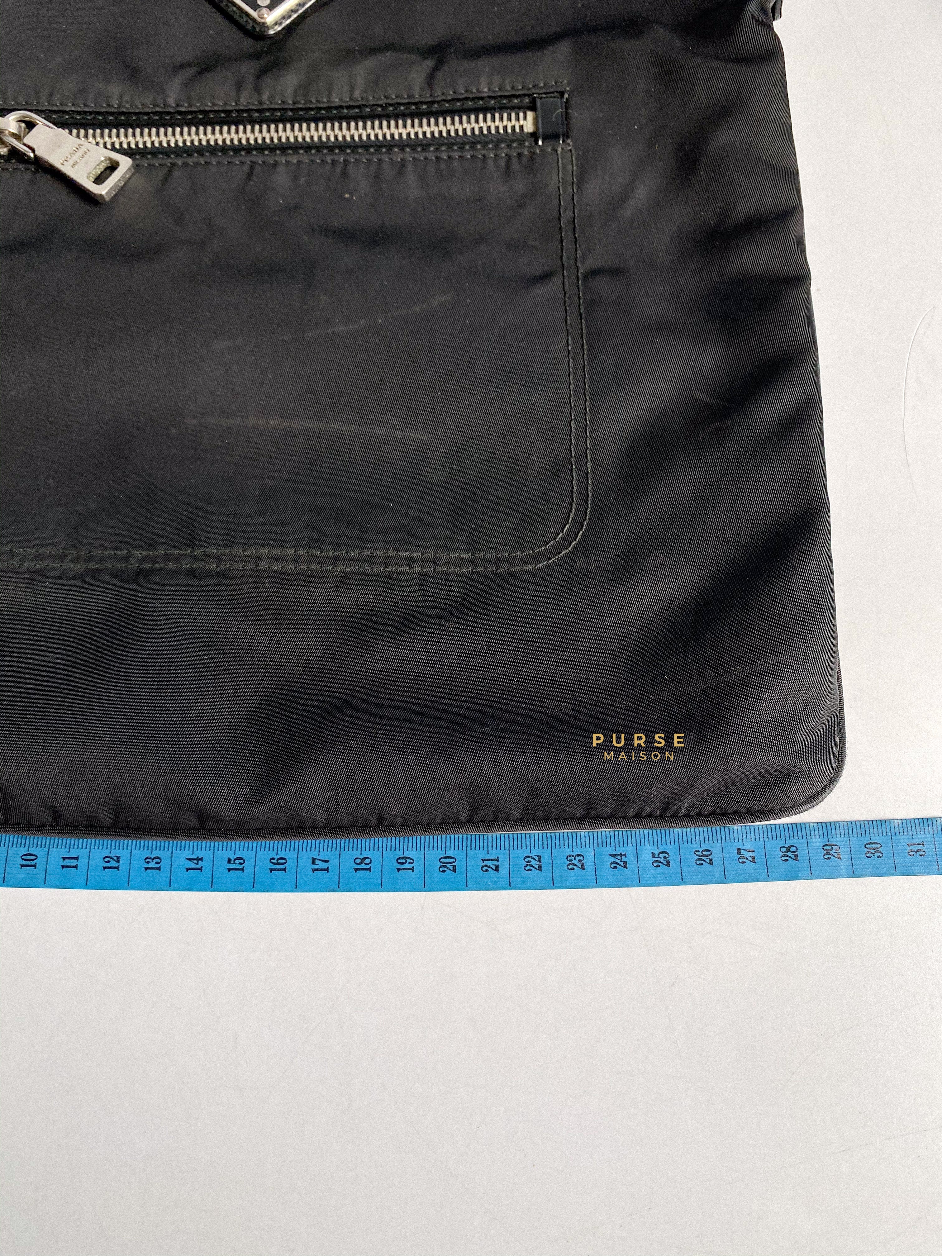 Prada BT0715 Tessuto Nylon Messenger Crossbody Bag Nero | Purse Maison Luxury Bags Shop