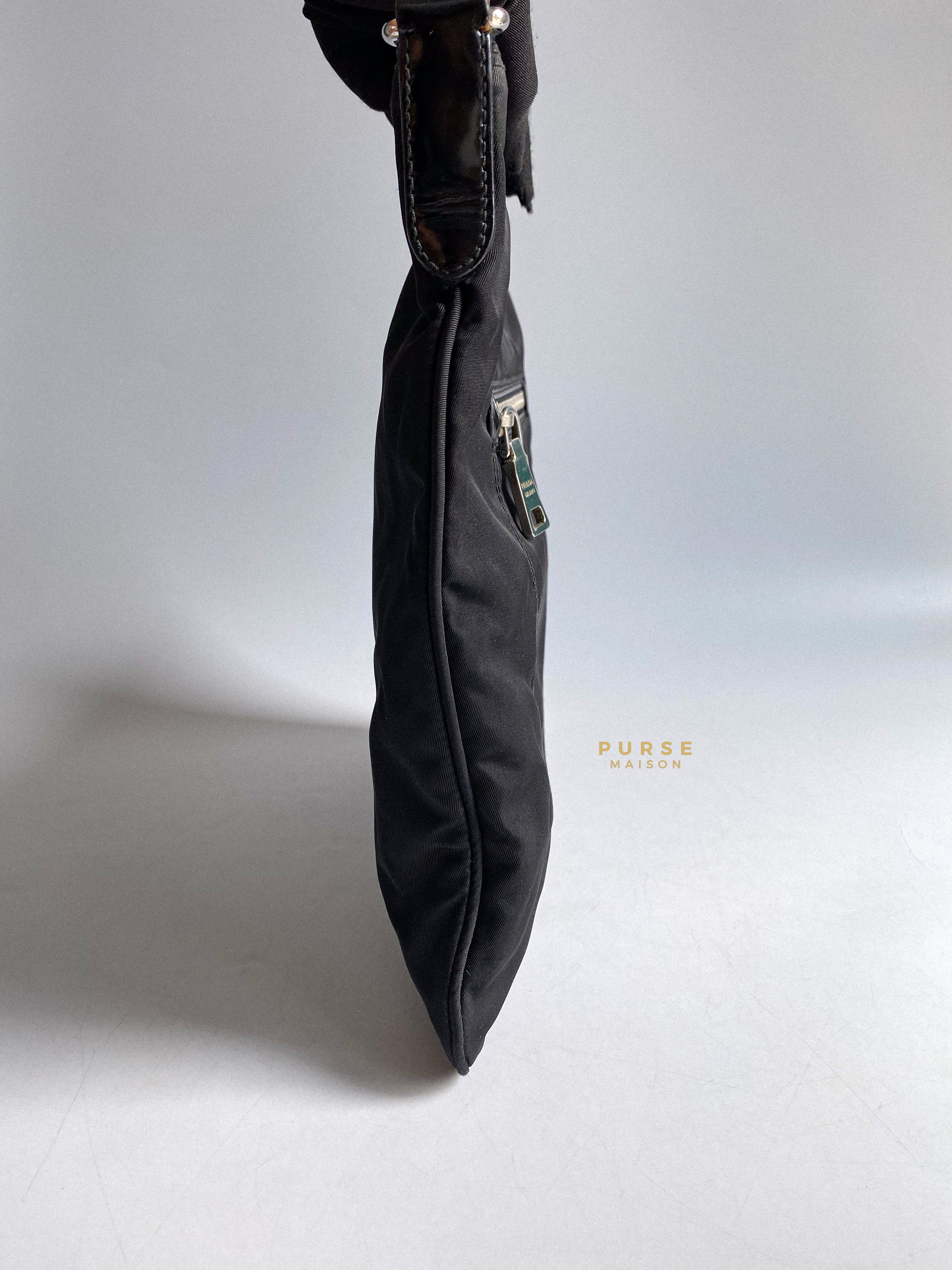 Prada BT0715 Tessuto Nylon Messenger Crossbody Bag Nero | Purse Maison Luxury Bags Shop