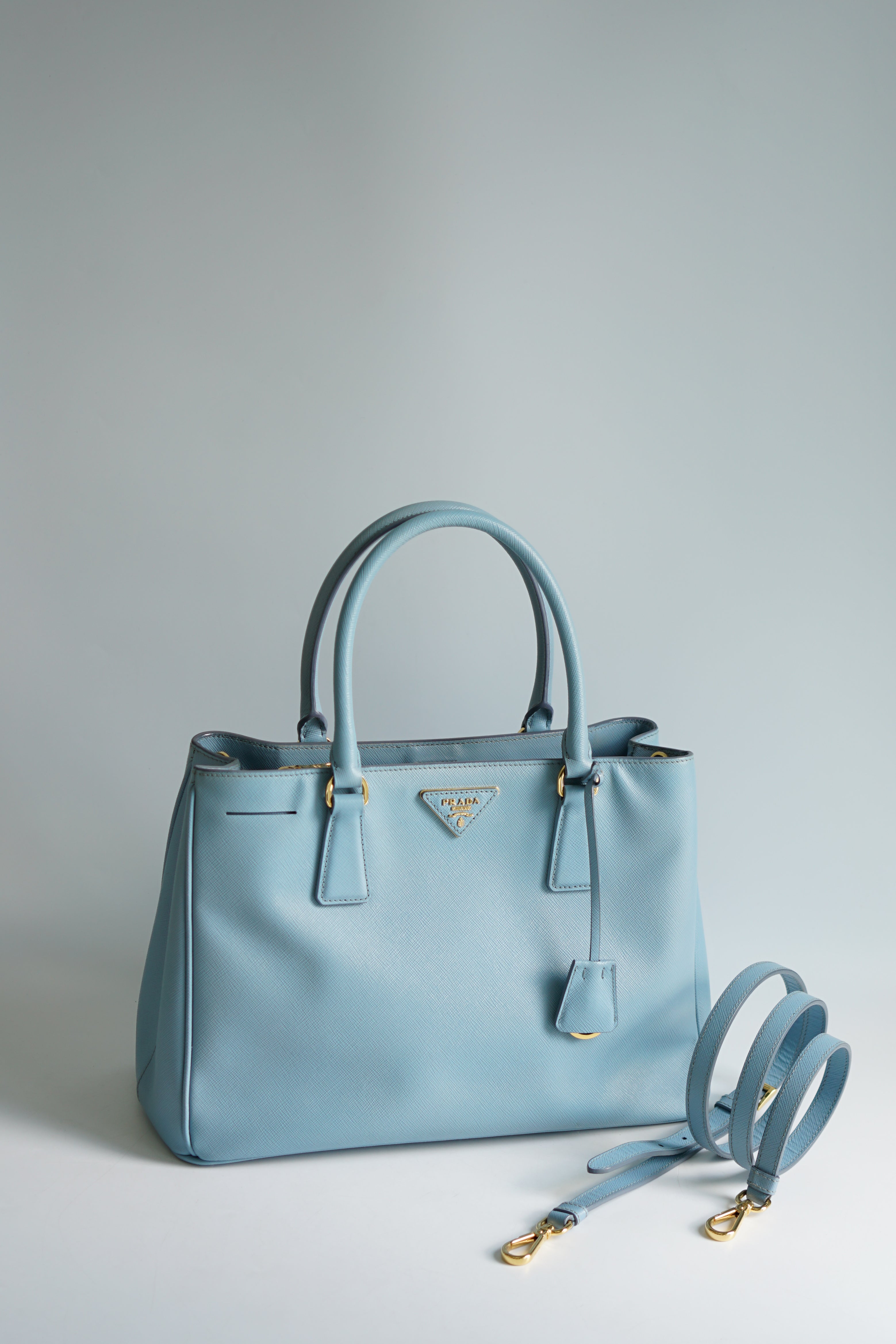 Prada Galleria 1BA874 Single Zip Medium Light Blue (Astrale) Saffiano Lux Bag
