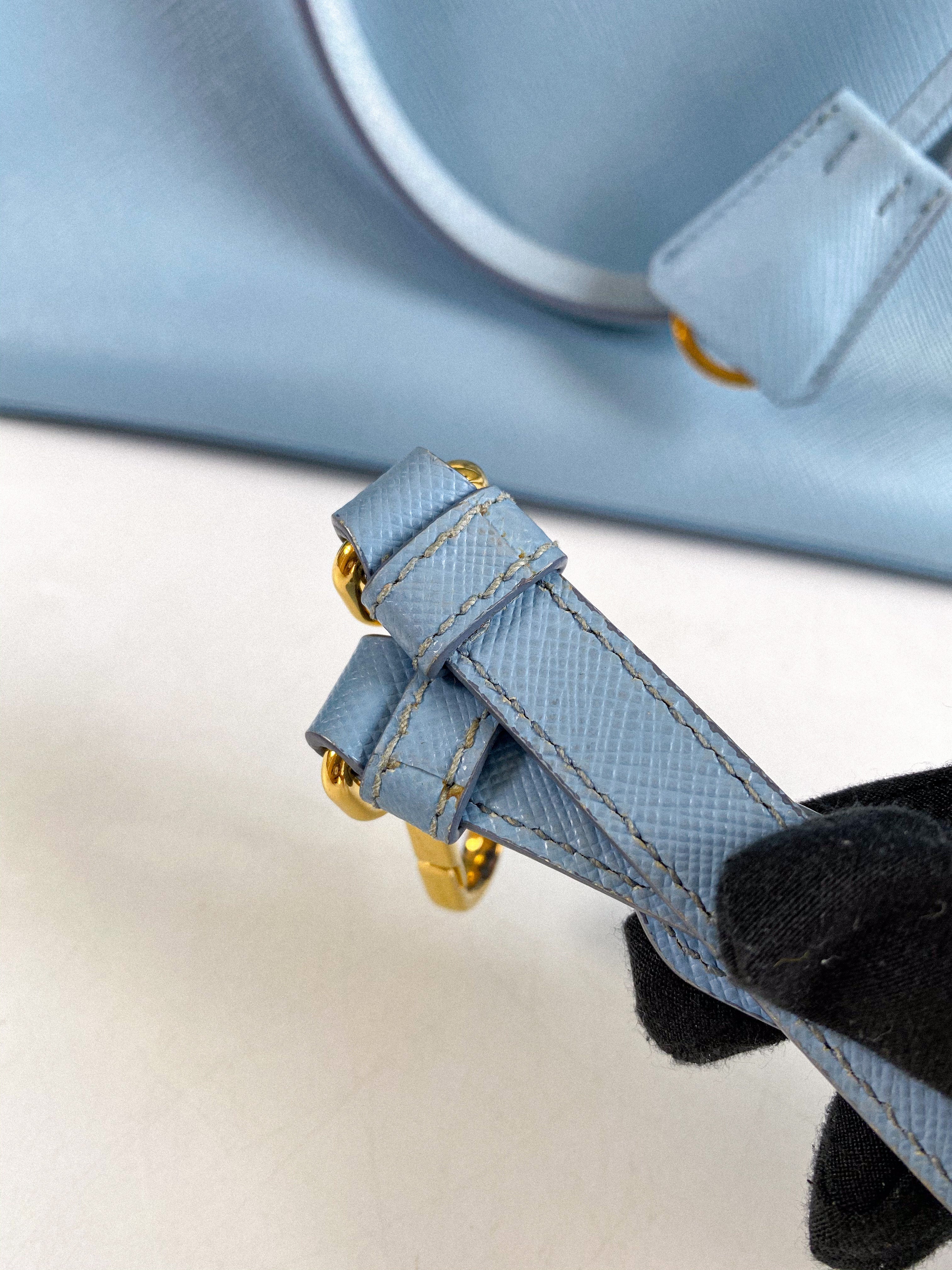 Prada Galleria 1BA874 Single Zip Medium Light Blue (Astrale) Saffiano Lux Bag