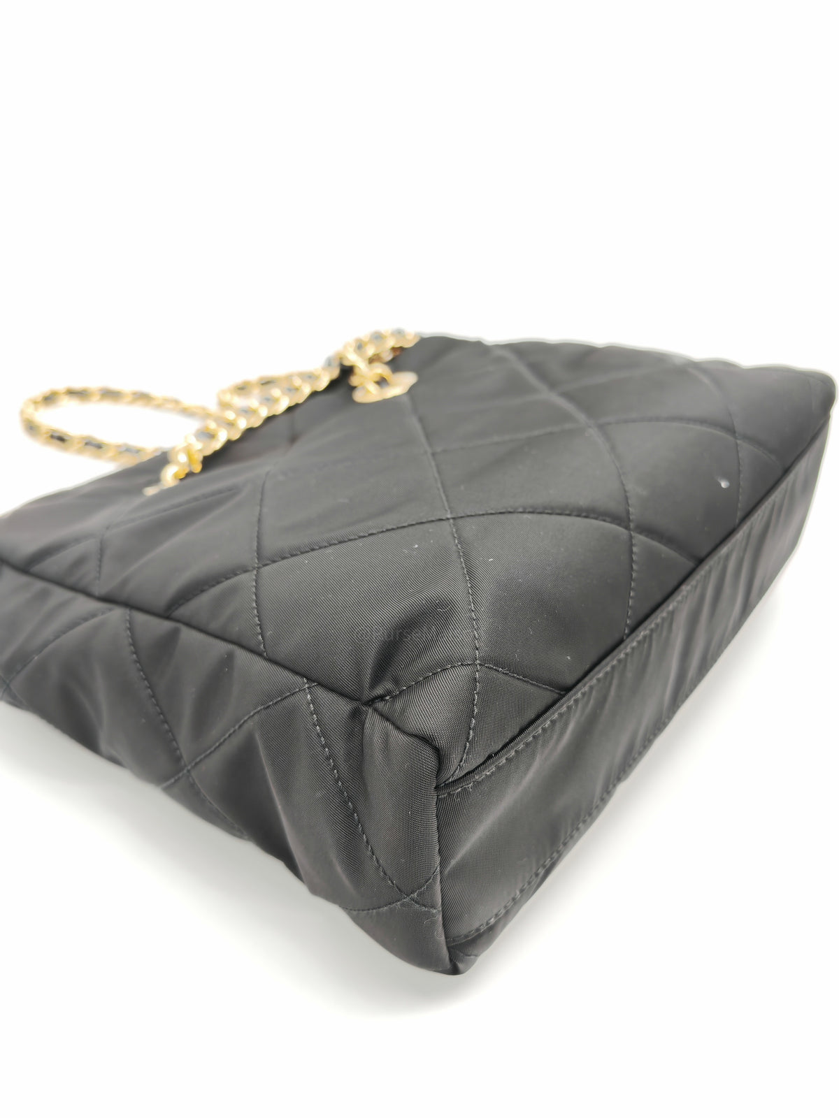Prada Re-Edition 1995 Chain Shoulder Bag in Black Tessuto Nylon and Gold Hardware | Purse Maison Luxury Bags Shop