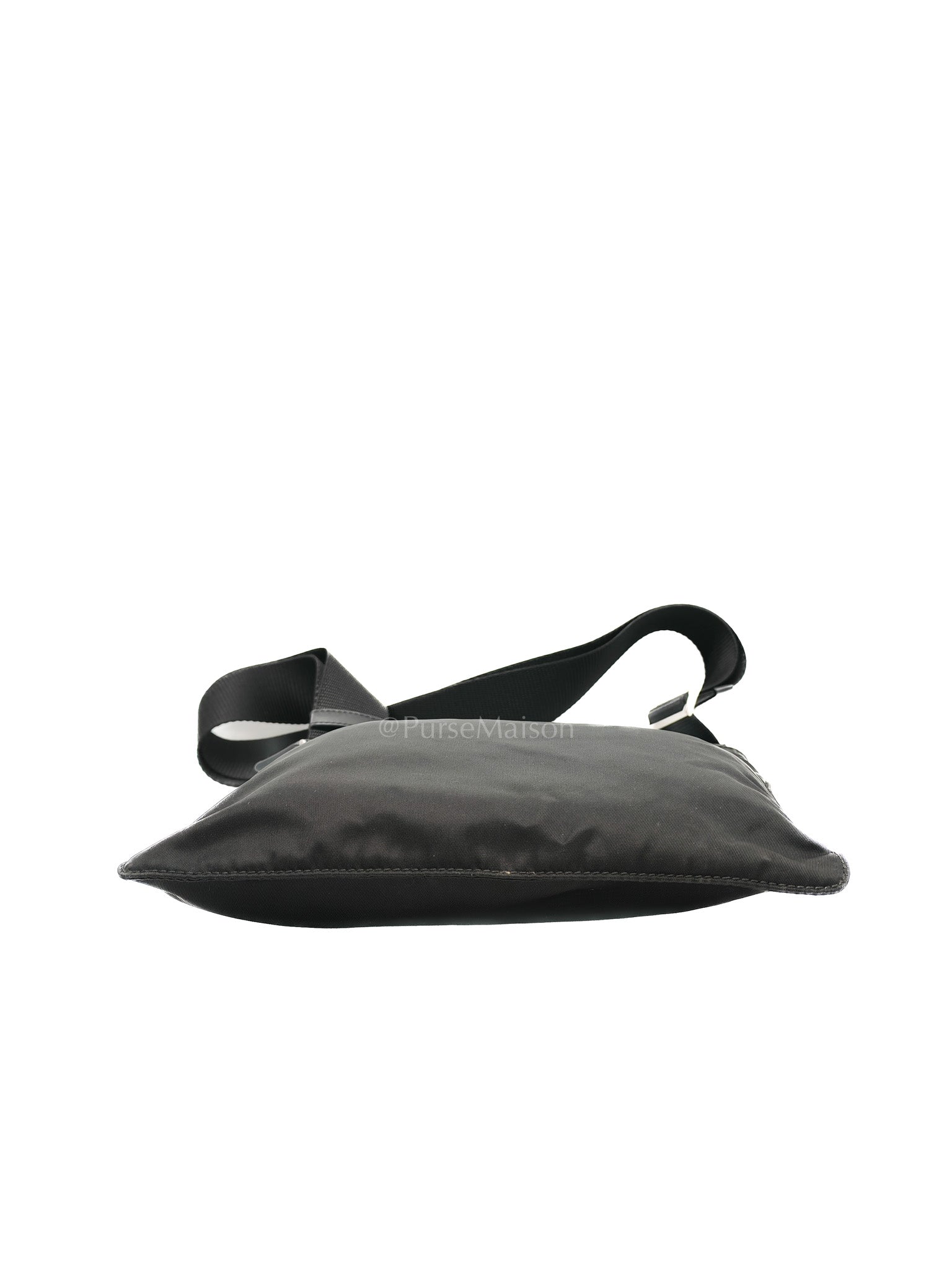 Vela Flat Messenger Bag in Black Nylon Canvas | Purse Maison Luxury Bags Shop