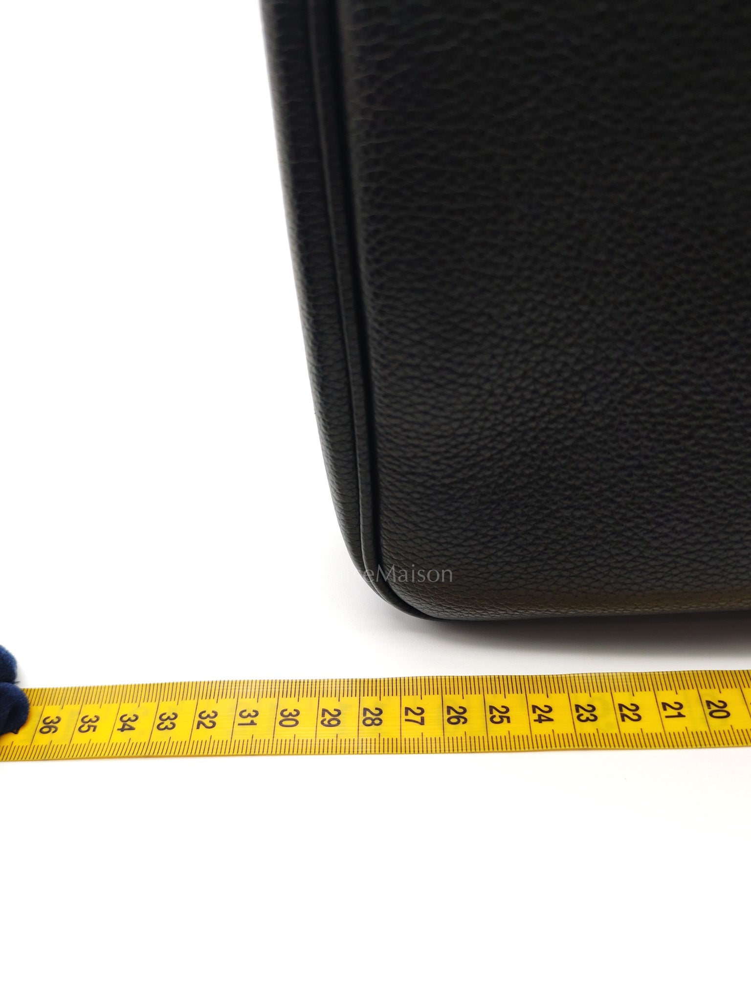 Vitello City Shoulder Bag in Calfskin Leather & Silver Hardware | Purse Maison Luxury Bags Shop