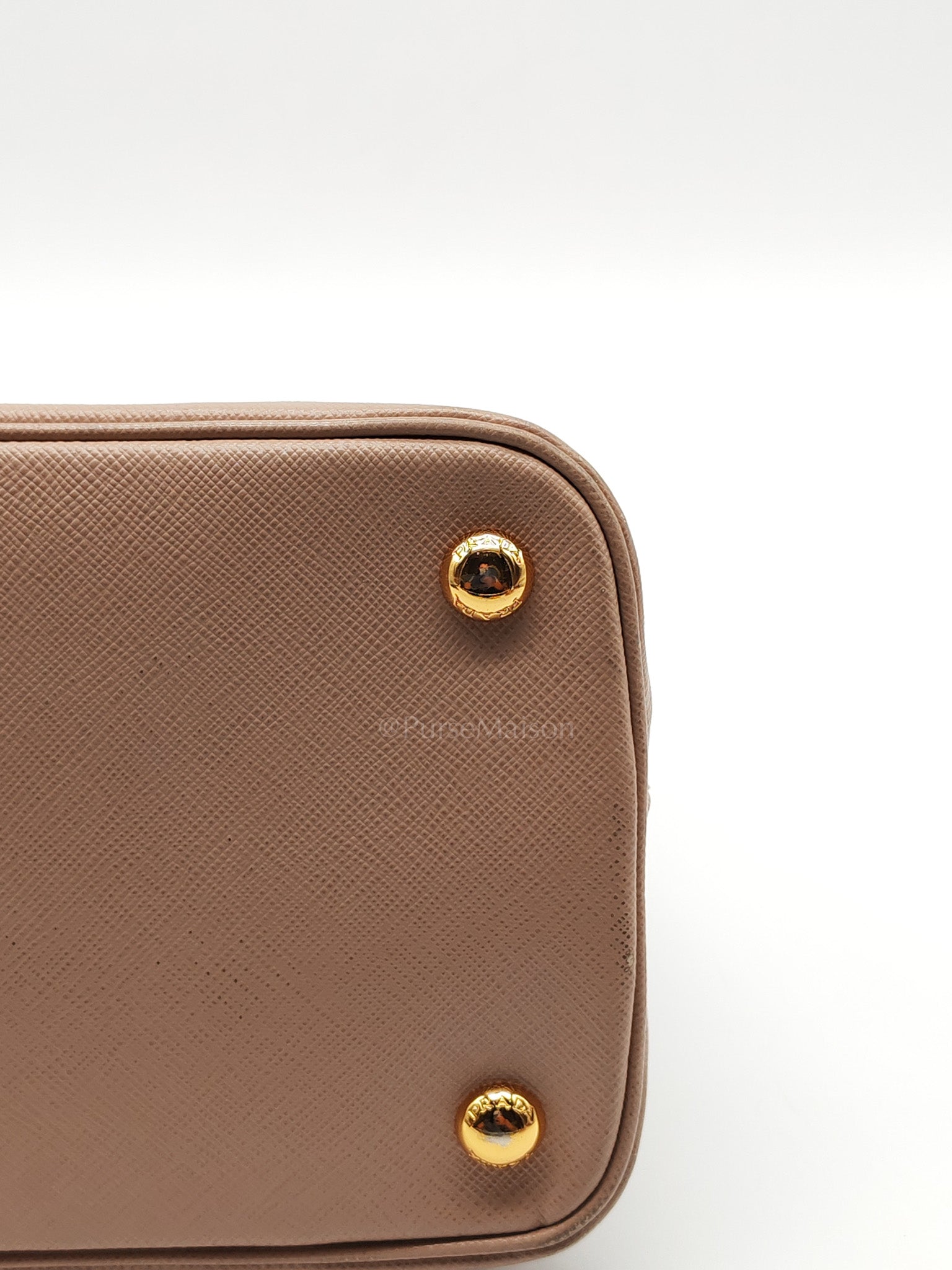 Promenade Bag Medium in Beige Saffiano Lux Leather | Purse Maison Luxury Bags Shop