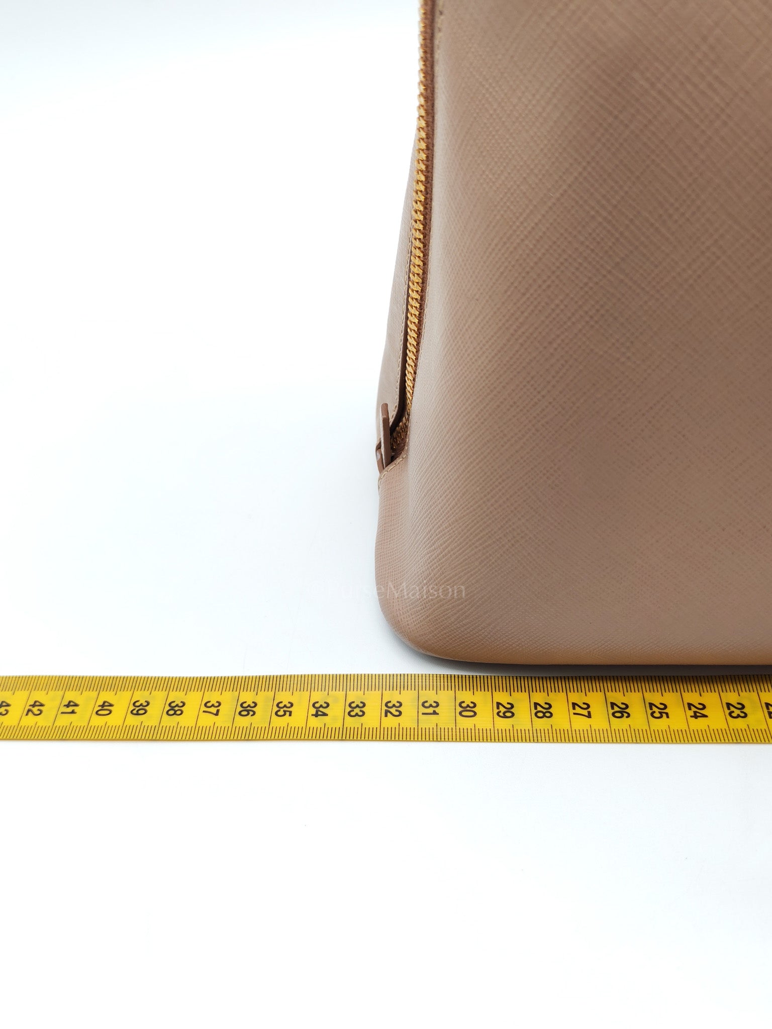 Promenade Bag Medium in Beige Saffiano Lux Leather | Purse Maison Luxury Bags Shop