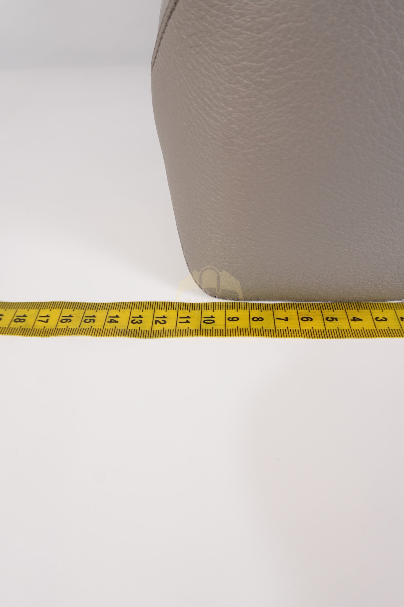 Puzzle Edge Bum Bag Small in Asphalt Gray Calfskin Leather | Purse Maison Luxury Bags Shop