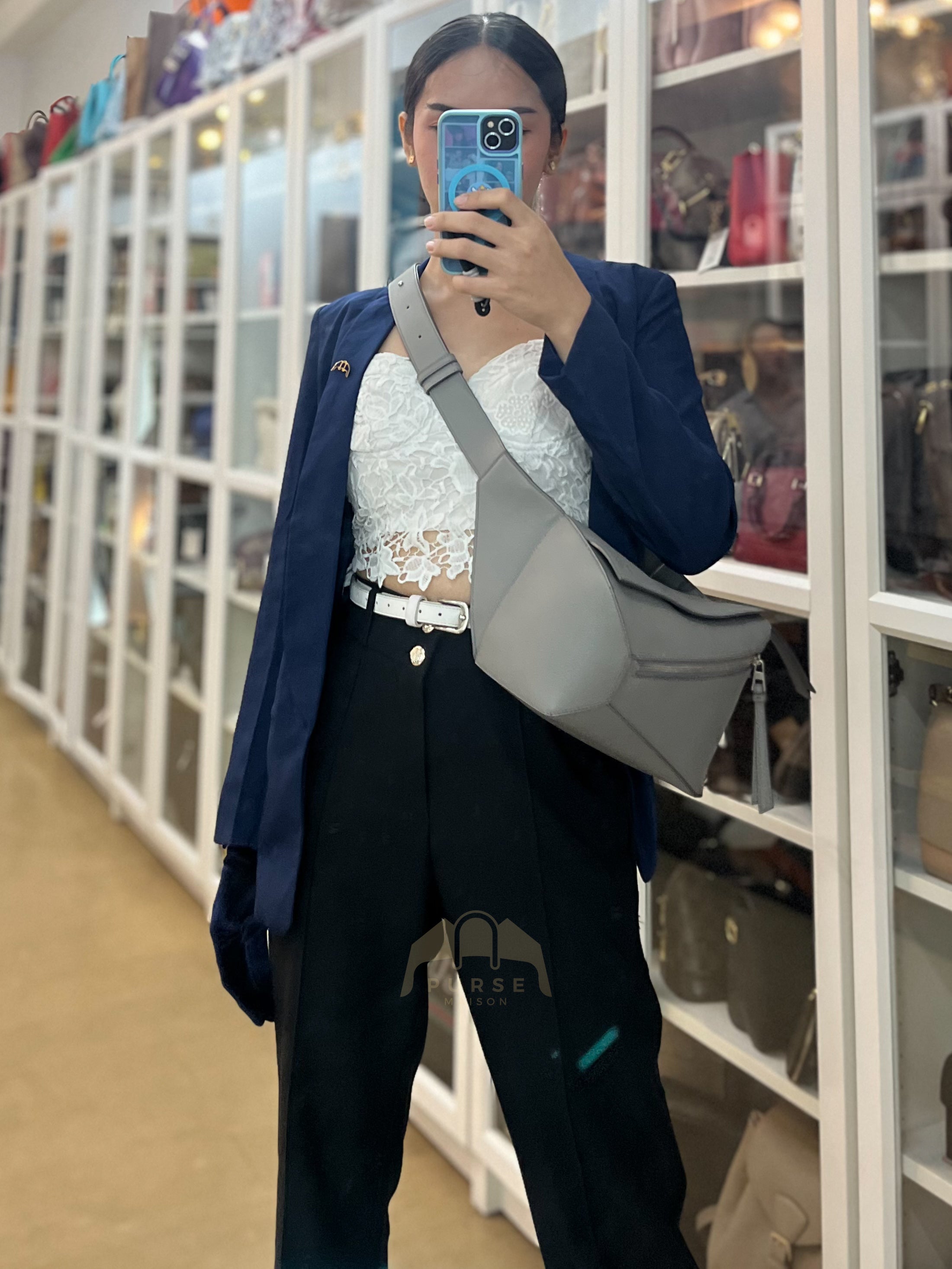 Puzzle Edge Bum Bag Small in Asphalt Gray Calfskin Leather | Purse Maison Luxury Bags Shop