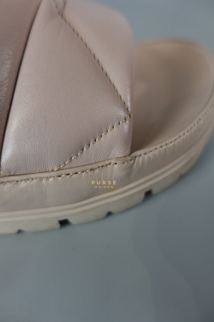 Quilted Nappa Leather Women's Slides in Beige Size 39 Eu (24.5 cm) | Purse Maison Luxury Bags Shop